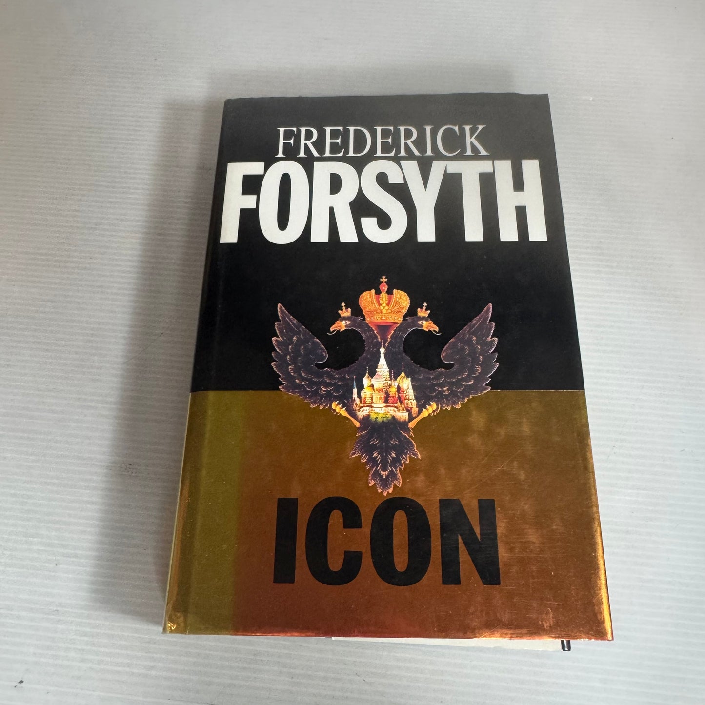 Icon - Frederick Forsyth