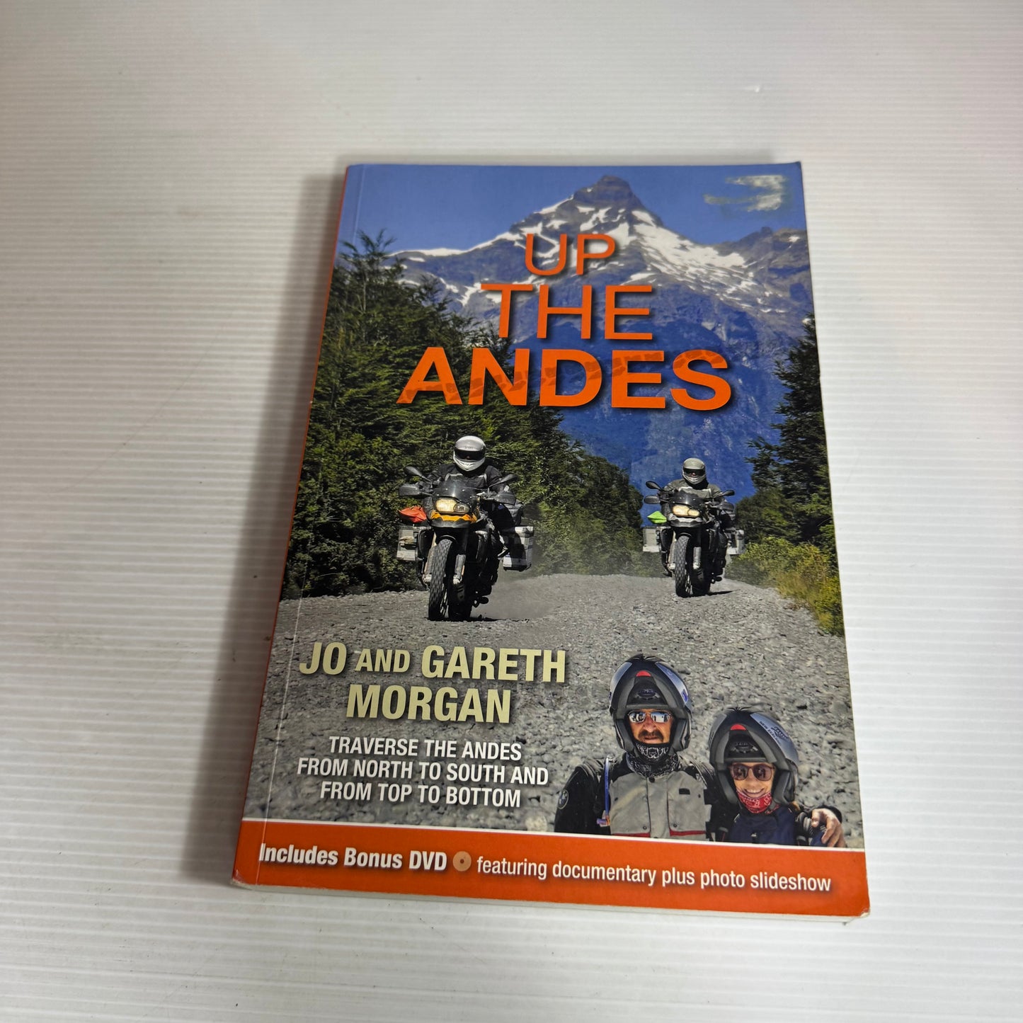 Up The Andes - Jo and Gareth Morgan (Includes DVD)