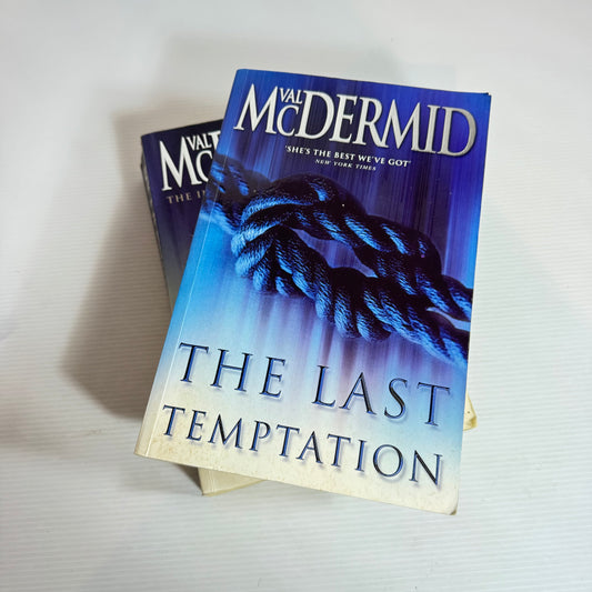 Val McDermid Book Bundle x 2 The Last Temptation & The Distant Echo (2450)