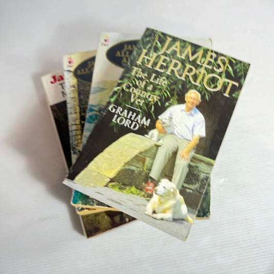 James Herriot Book Bundle x 4 : The Life of a Country Vet, All Creatures Great and Small, All Thing Bright and Beautiful, The Lord God Made Them All(2856)
