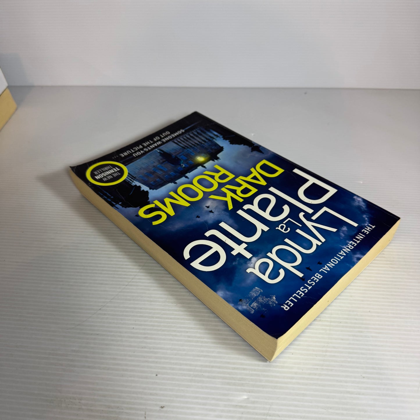 Dark Rooms - Lynda La Plante