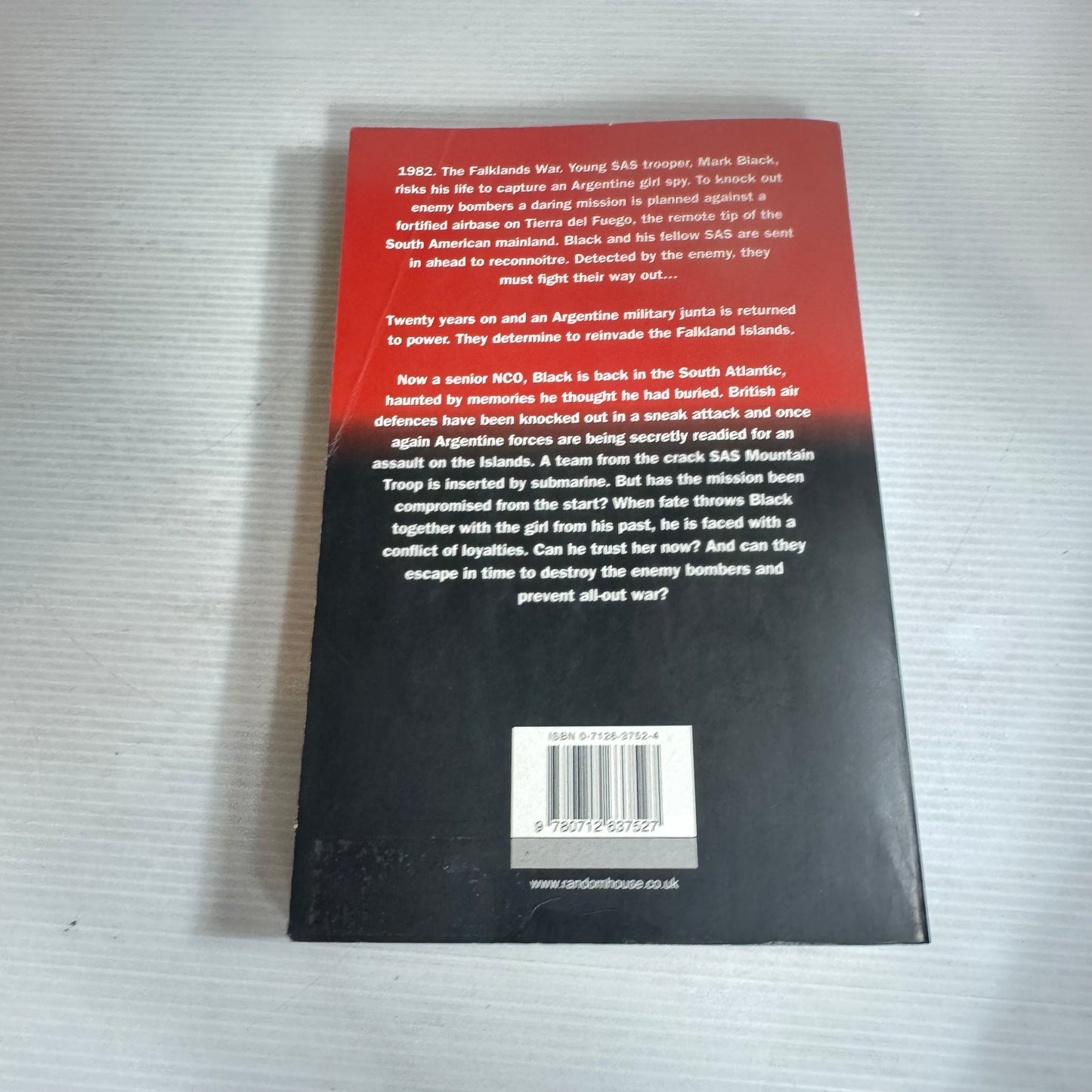 Land of Fire - Chris Ryan