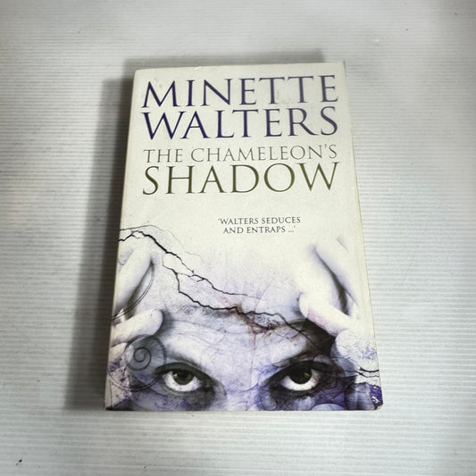 The Chameleon's Shadow - Minette Walters