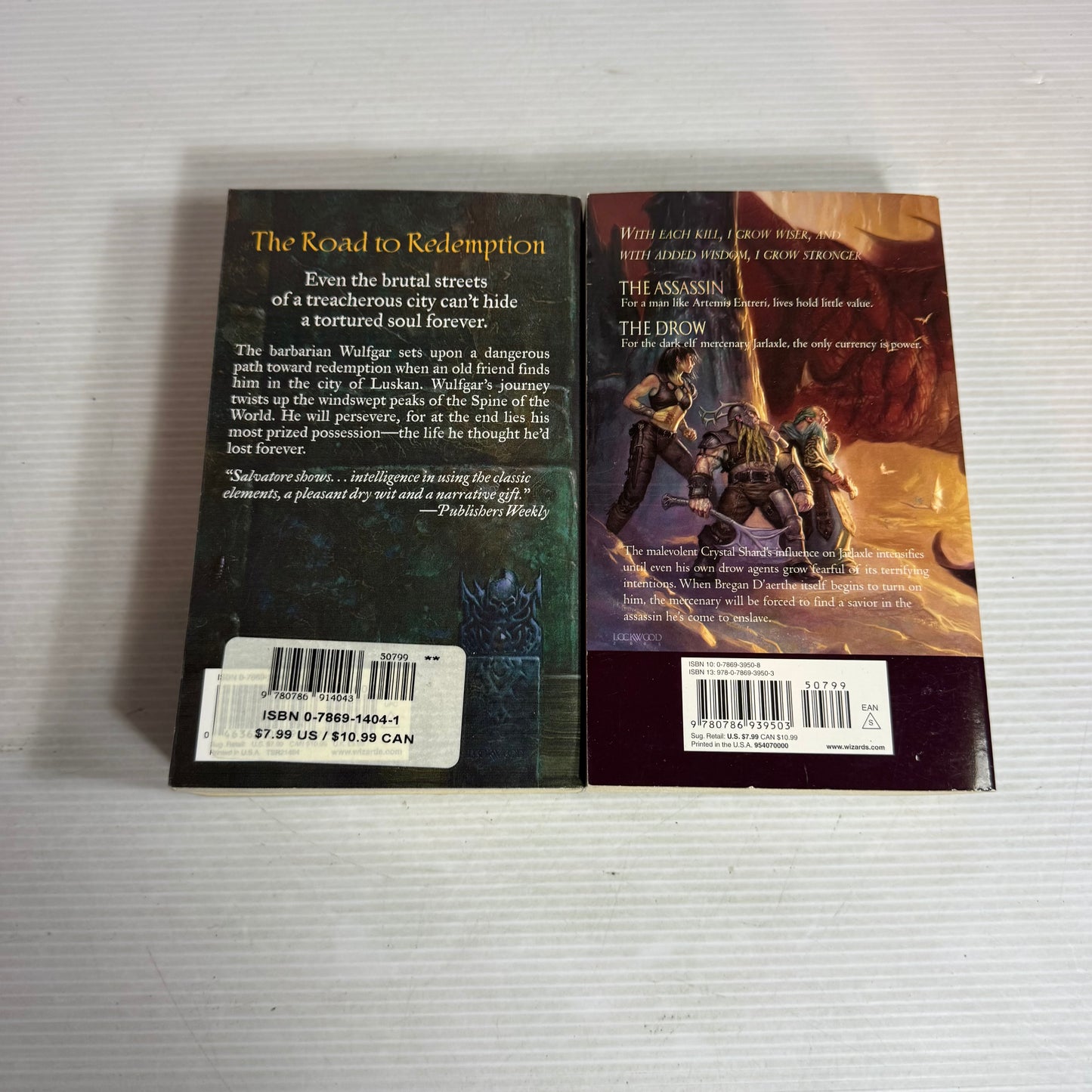 R. A. Salvatore Forgotten Realms Book Bundle x 2 : Servant of the Shard & The spine of the World (2961)