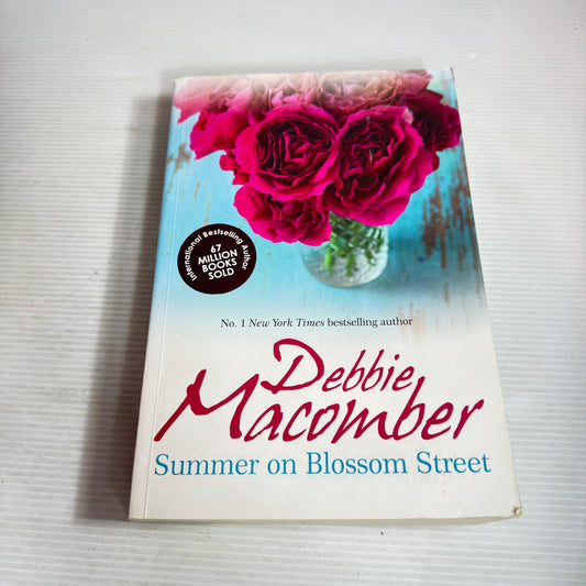 Summer On Blossom Street - Debbie Macomber