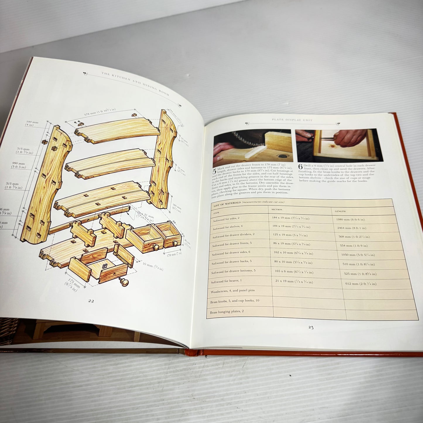 Traditional Woodworking : The Kitchen And Dining Room (Vintage 1988)