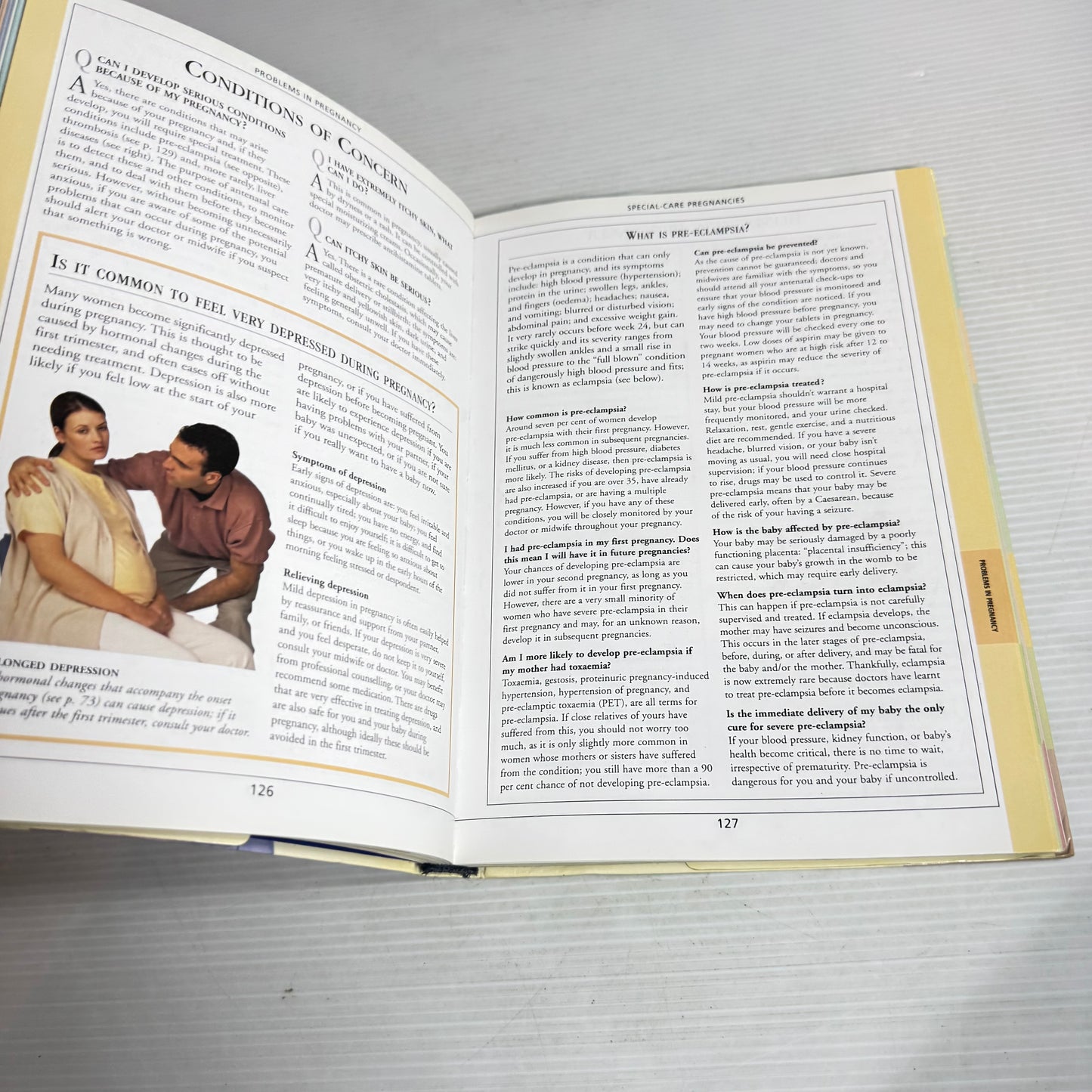 The Pregnancy Question & Answer Book - Dr Lees, Reynolds, McCartan