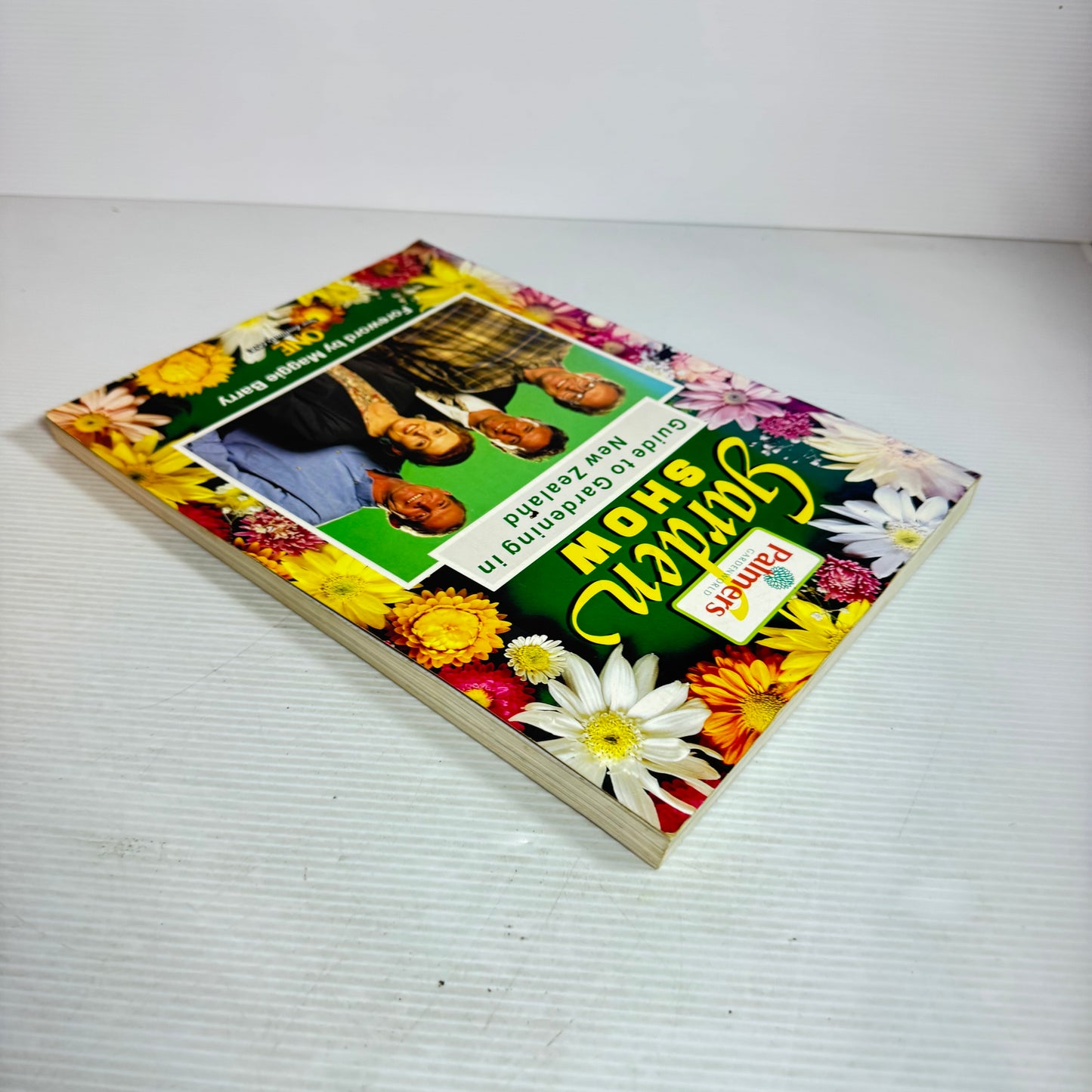 Palmers Garden Show : Guide to Gardening in New Zealand - Forward by Maggie Barry (Vintage 1993)