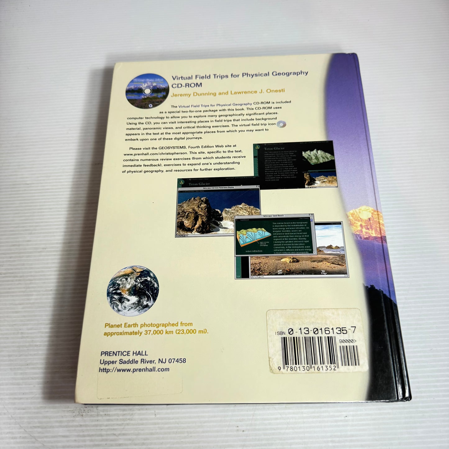 Geosystems (4th Ed.) - Robert W. Christopherson