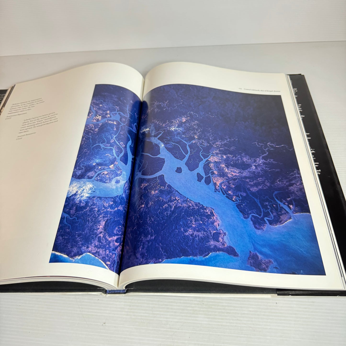 The Home Planet : For the Association of Space Explorers - Kevin W. Kelley (Vintage 1988)
