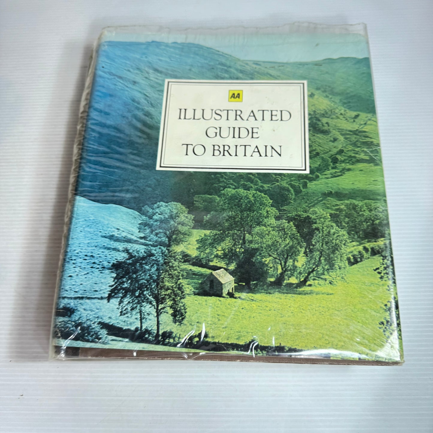 Illustrated Guide To Britain - AA (Vintage 1976)