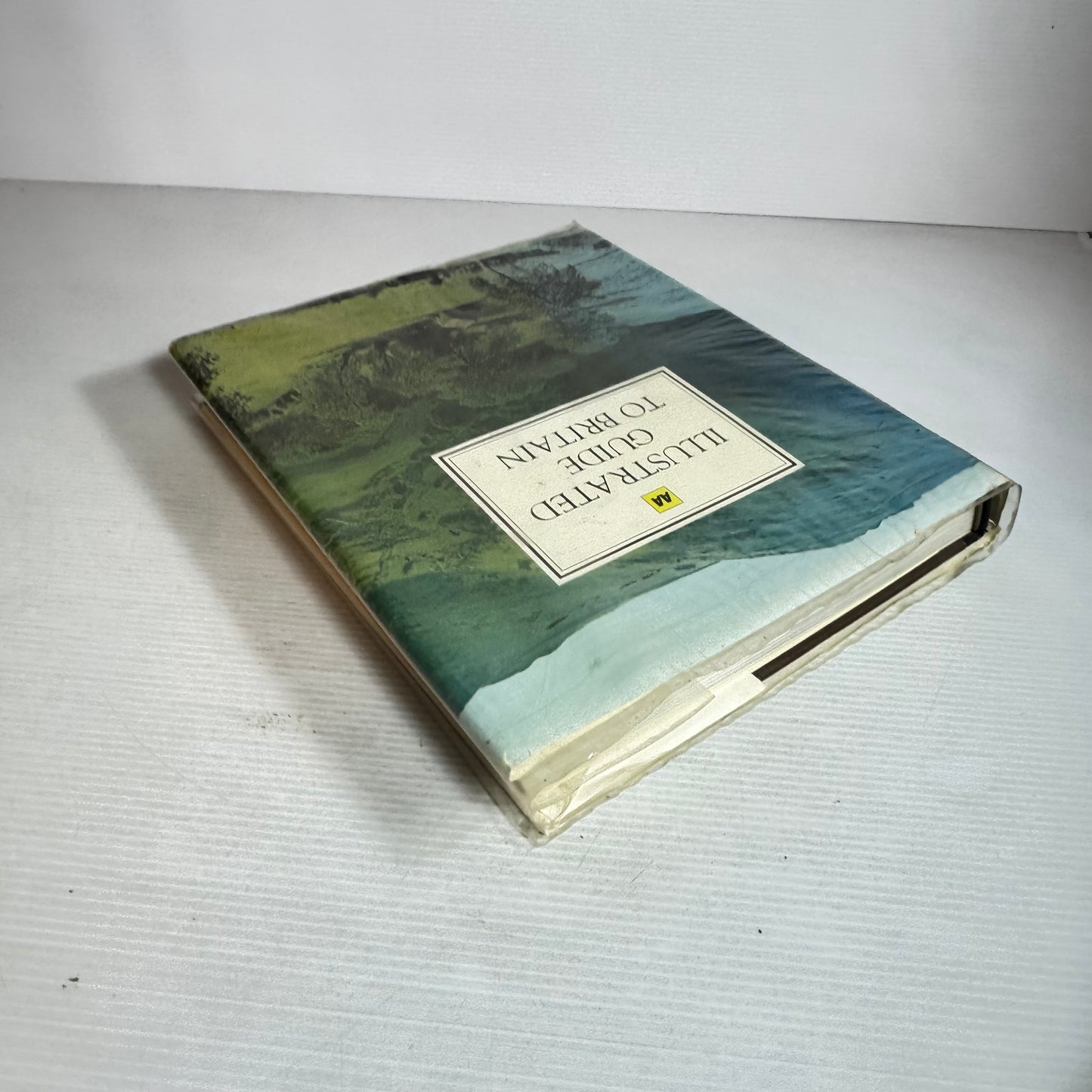 Illustrated Guide To Britain - AA (Vintage 1976)