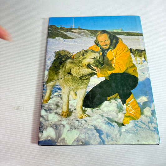 Snow Dogs : The Huskies of Antarctica - Neville Peat