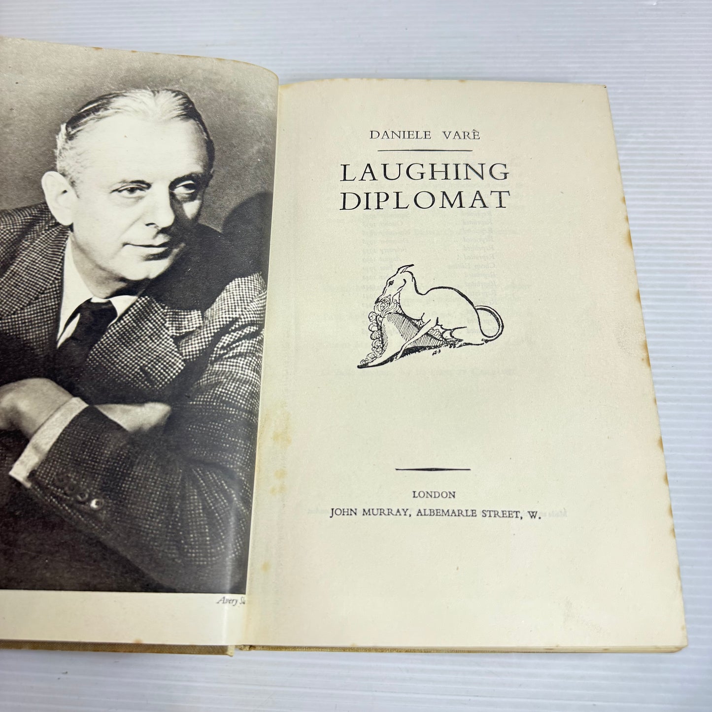 Daniele Vare : Laughing Diplomat - John Murray (Vintage 1955)