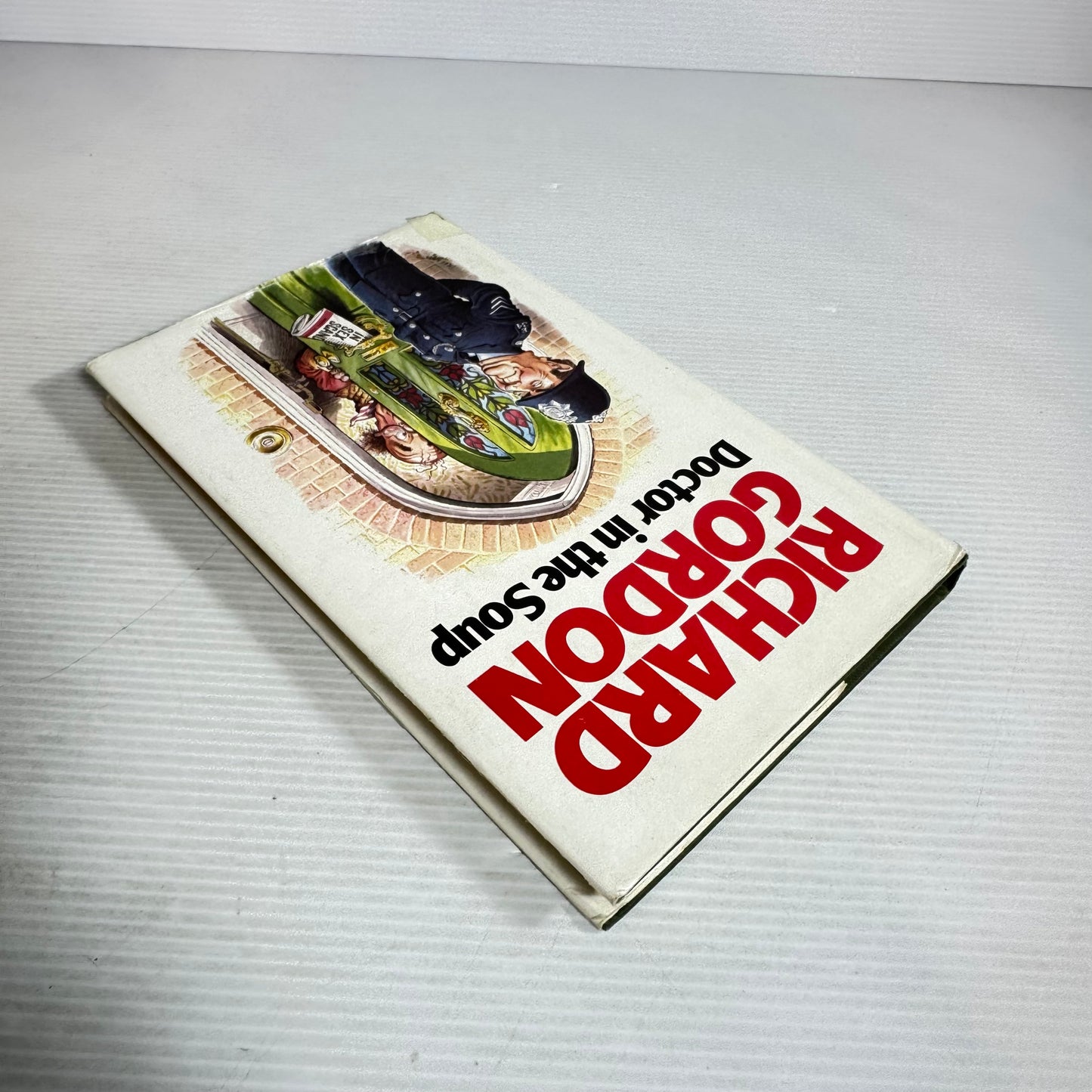 Doctor in the Soup - Richard Gordon (Vintage 1986)