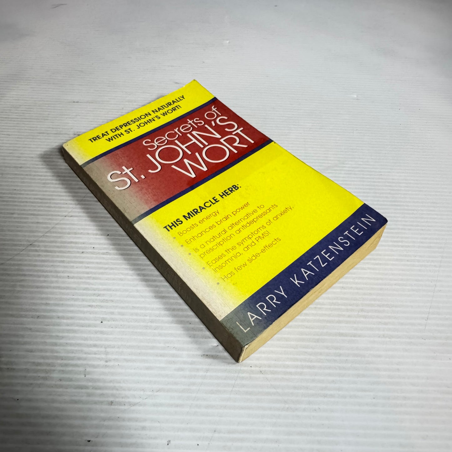 Secrets of St. John's Wort - Larry Katzenstein