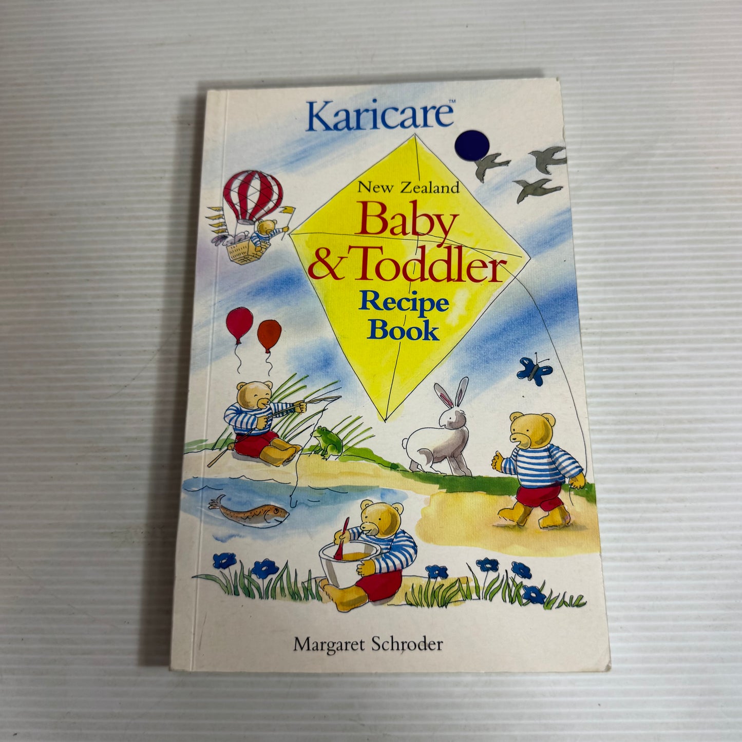 New Zealand Baby & Toddler Recipe Book - Margaret Schroder Karicare