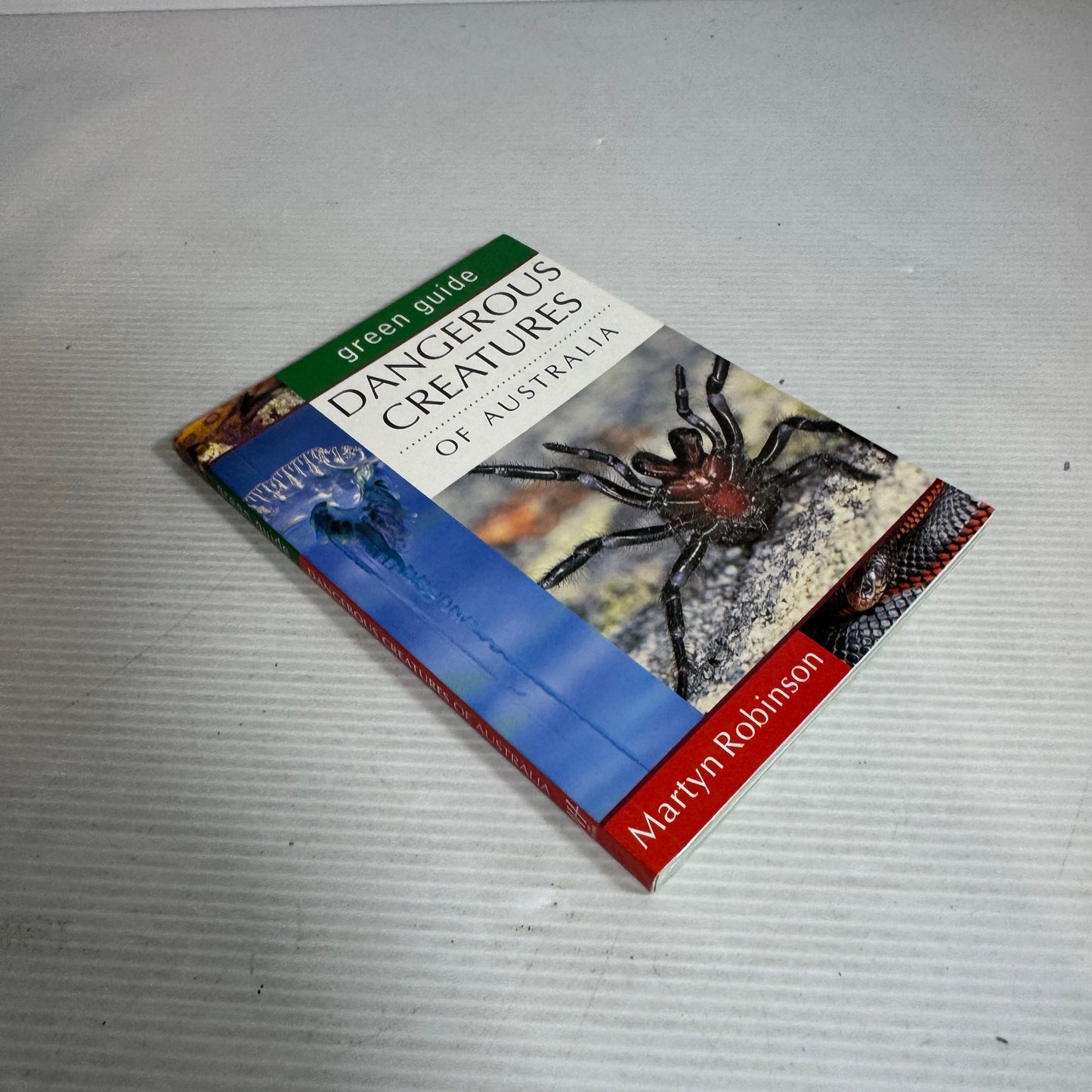 Dangerous Creatures Of Australia - Martyn Robinson