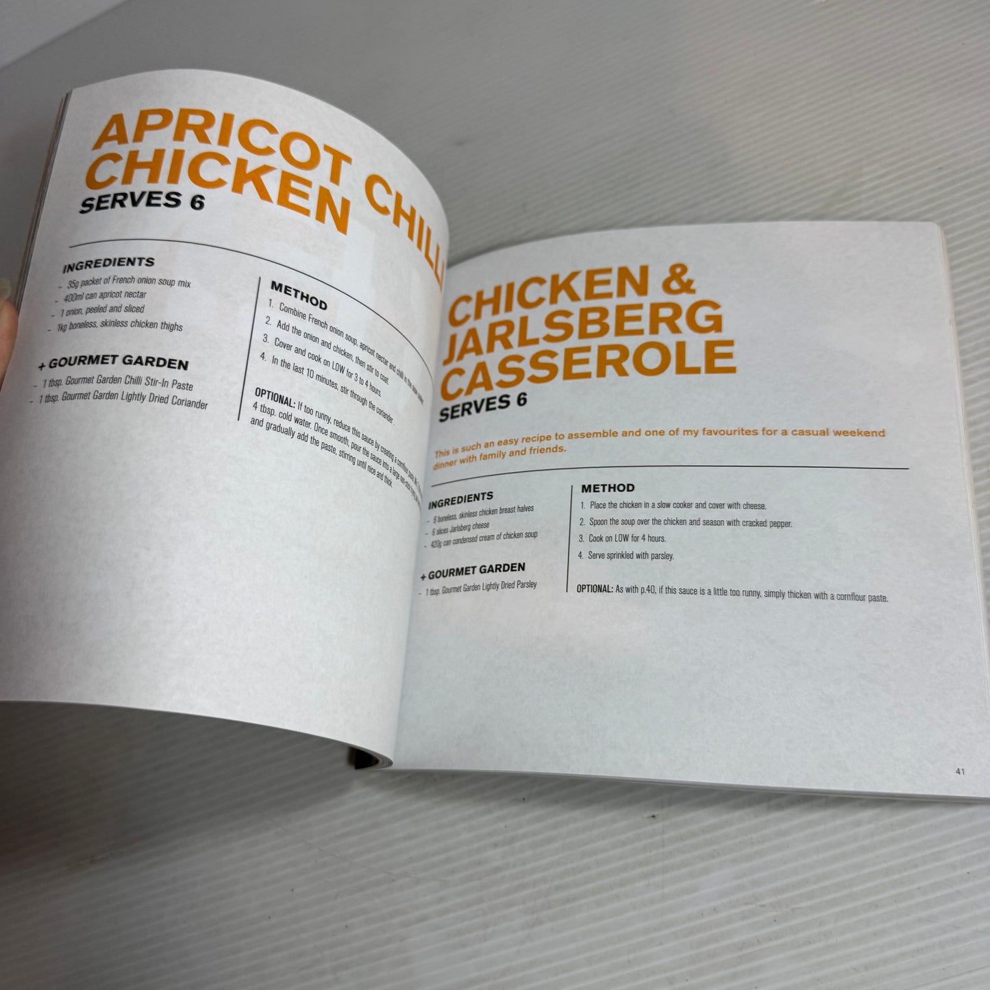 The Easiest Slow Cooker Book Ever! - Kim McCosker
