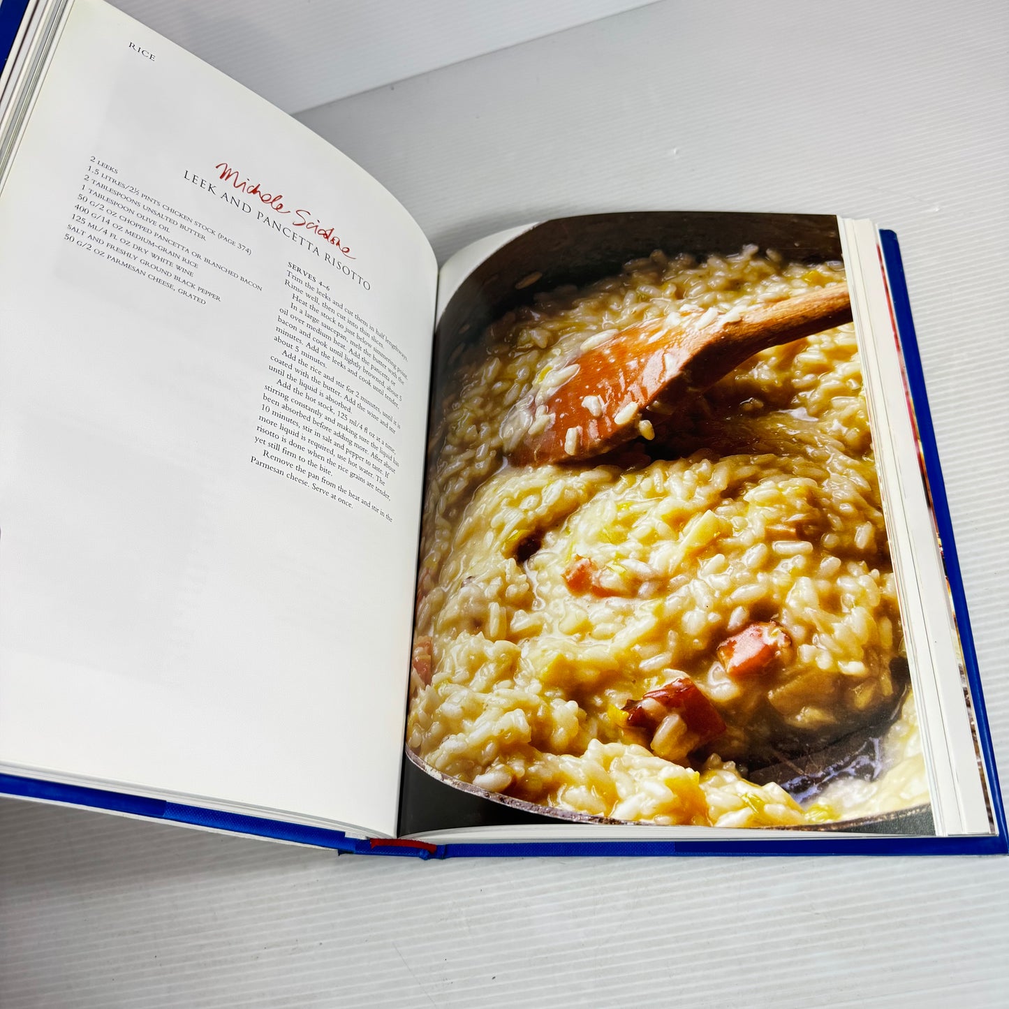 The Complete Chefs : 240 Recipes From the World's Top Chefs and Cookery Writers