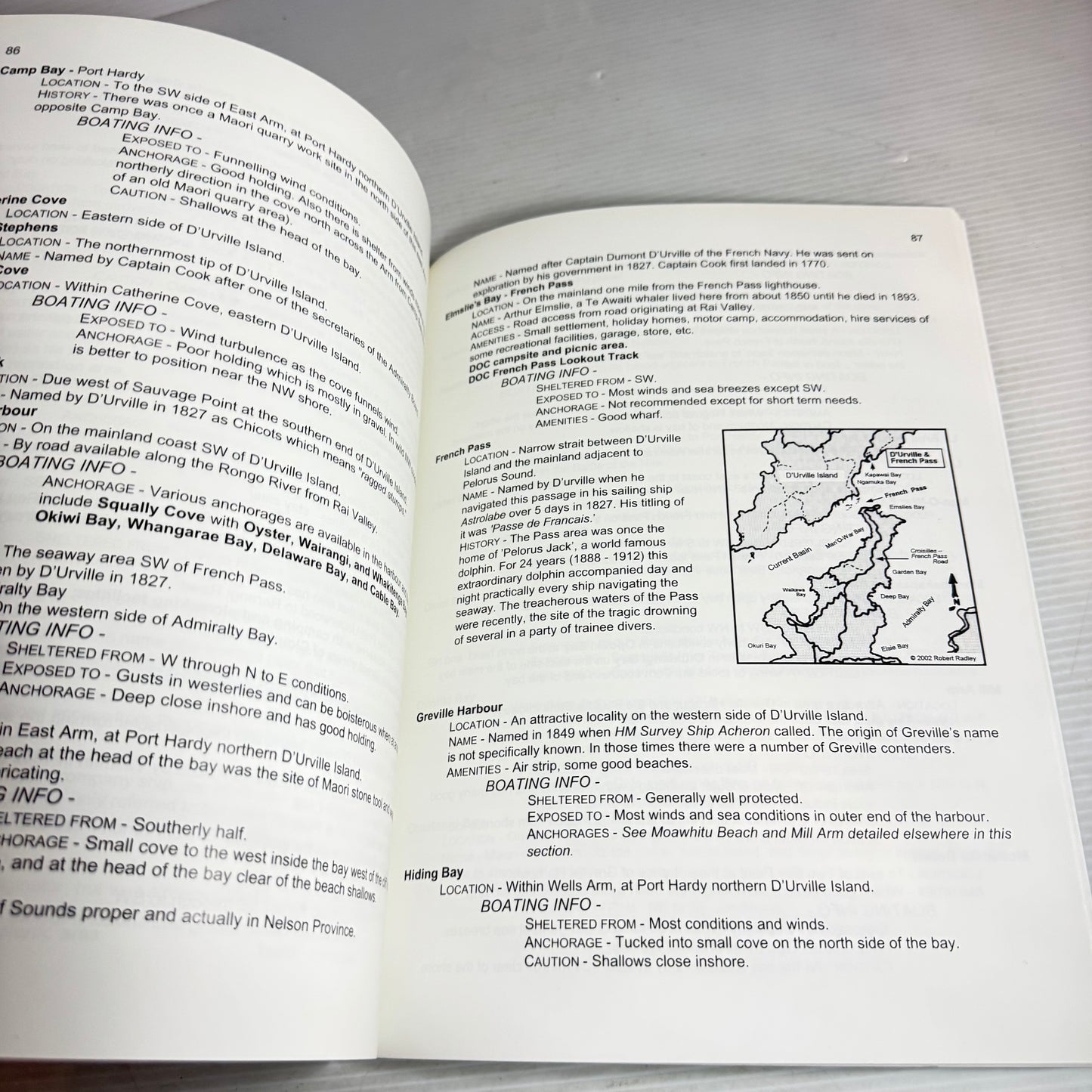 The Marlborough Sounds Guidebook - Bob Radley