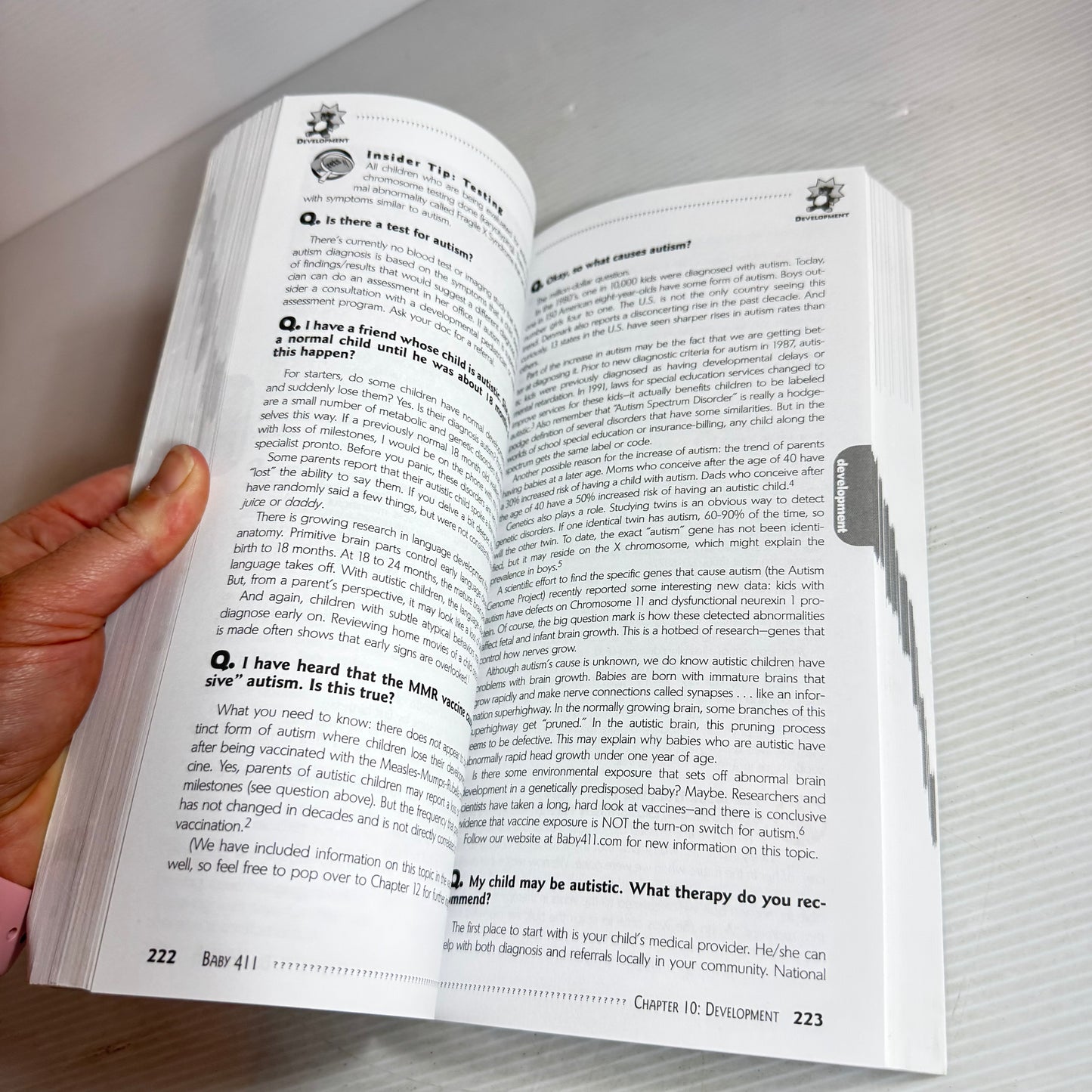 Baby 411 : Clear Answers & Smart Advice for Your Baby's First Year 3rd Ed - Denise Fields & Ari Brown, M.D.