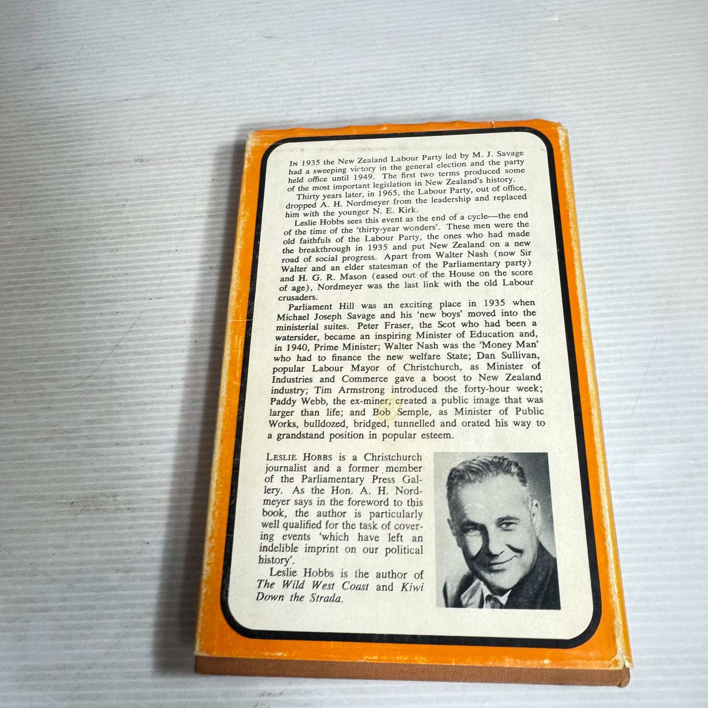 The Thirty-Year Wonders - Leslie Hobbs (Vintage 1967 First Edition)
