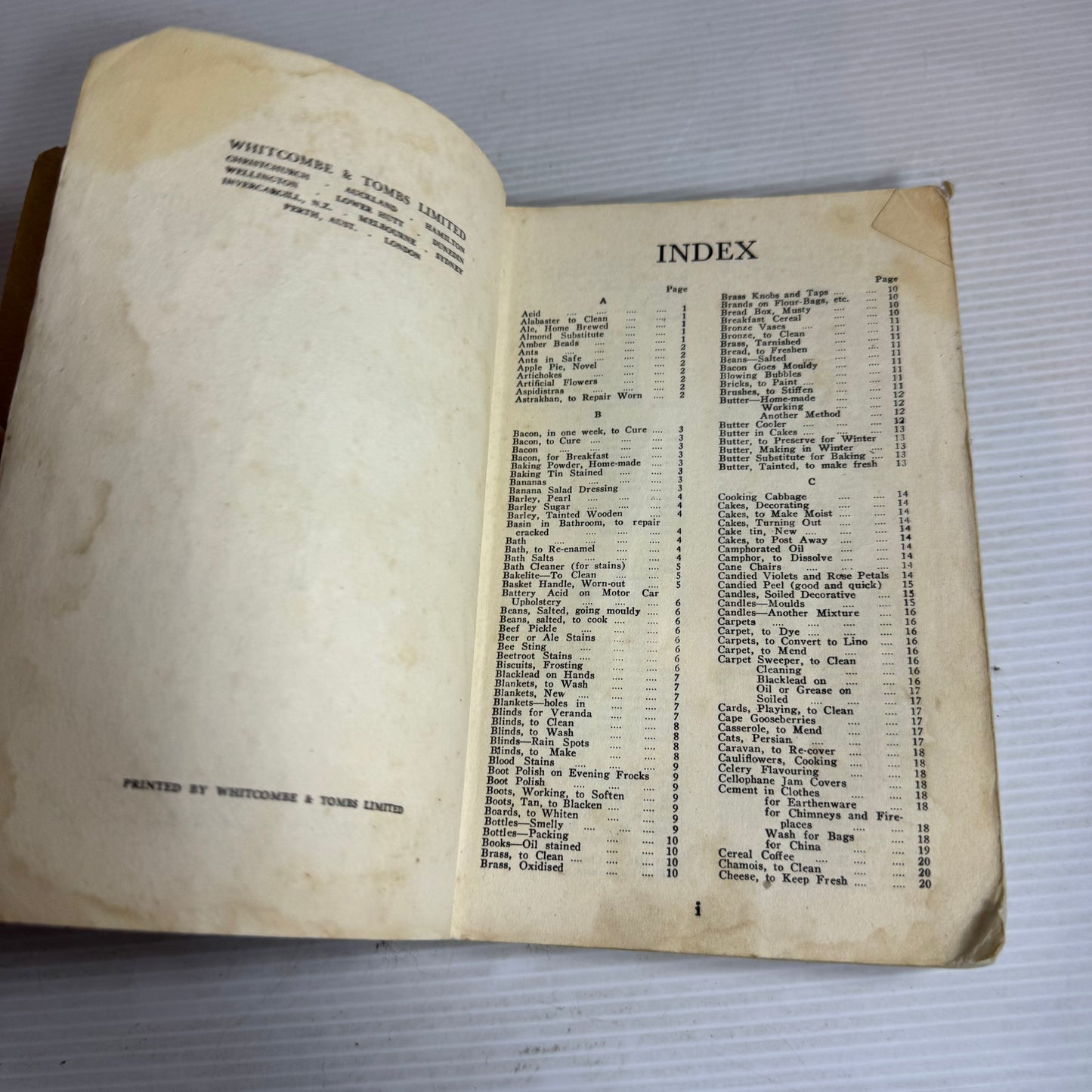 Aunt Daisy's New Book of Handy Hints (Vintage 1951 First Edition)
