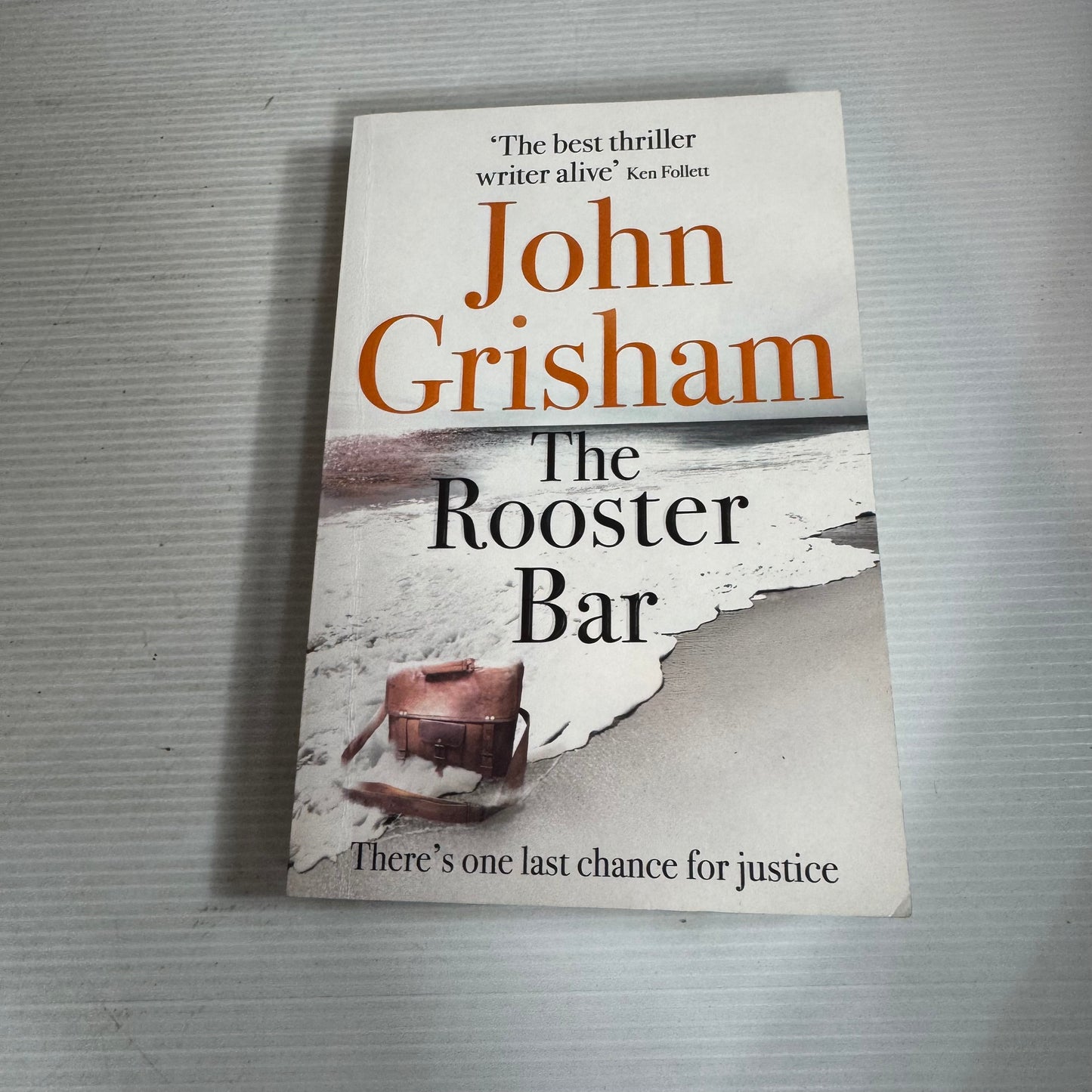 The Rooster Bar - John Grisham