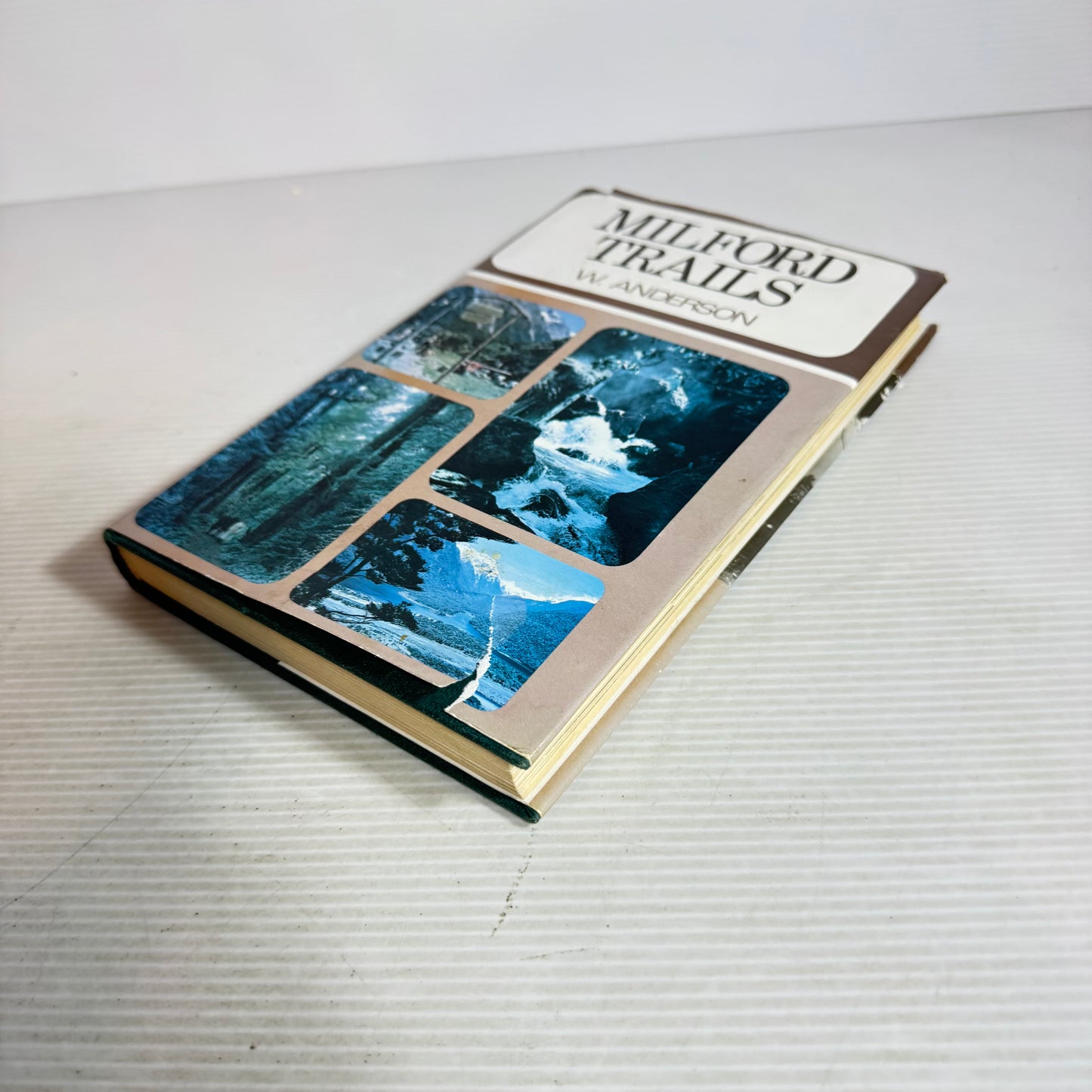 Milford Trails - W. Anderson (Vintage 1971 First Edition)