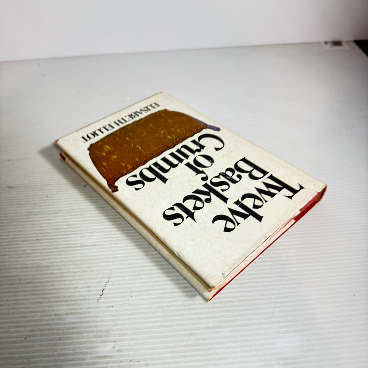 Twelve Baskets of Crumbs - Elisabeth Elliot (Vintage 1976)