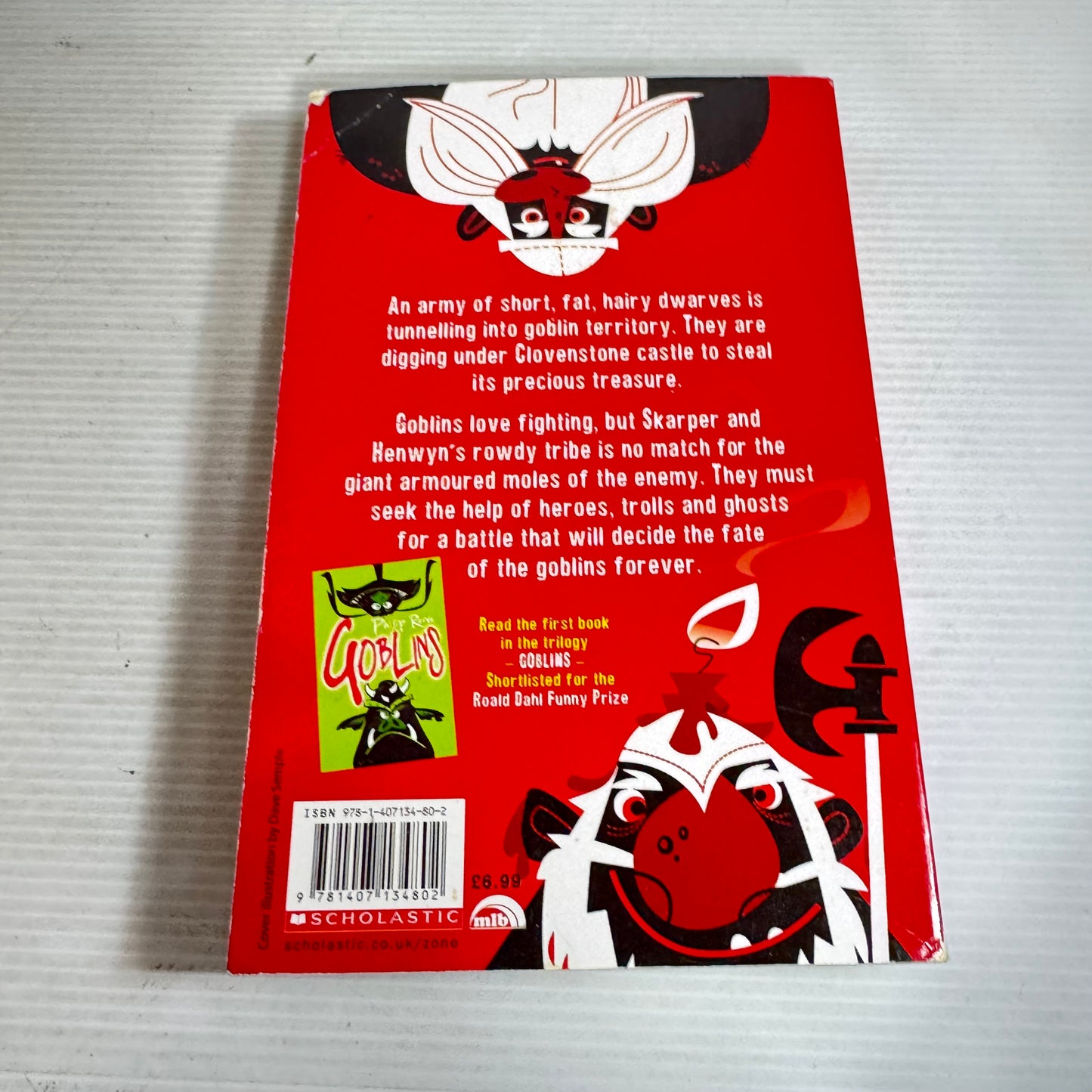Goblins VS Dwarfs - Philip Reeve