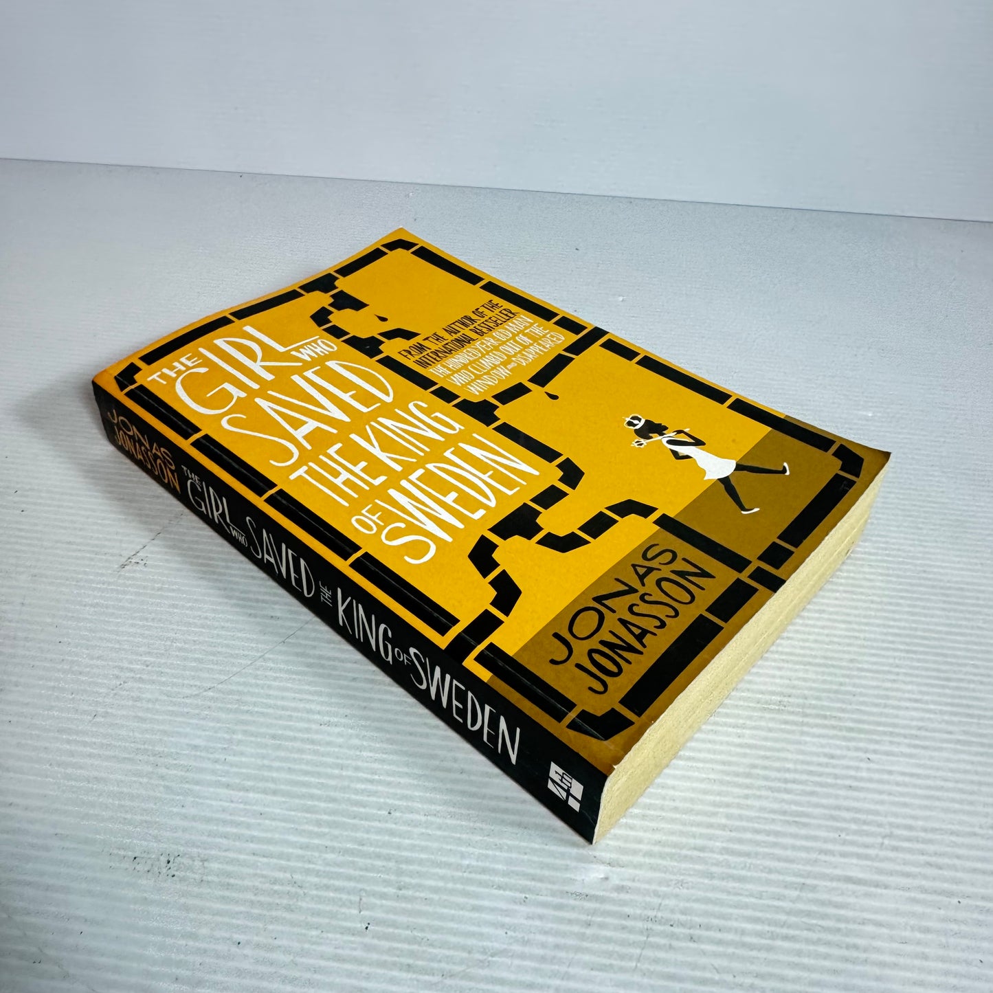 The Girl Who Saved The King of Sweden - Jonas Jonasson