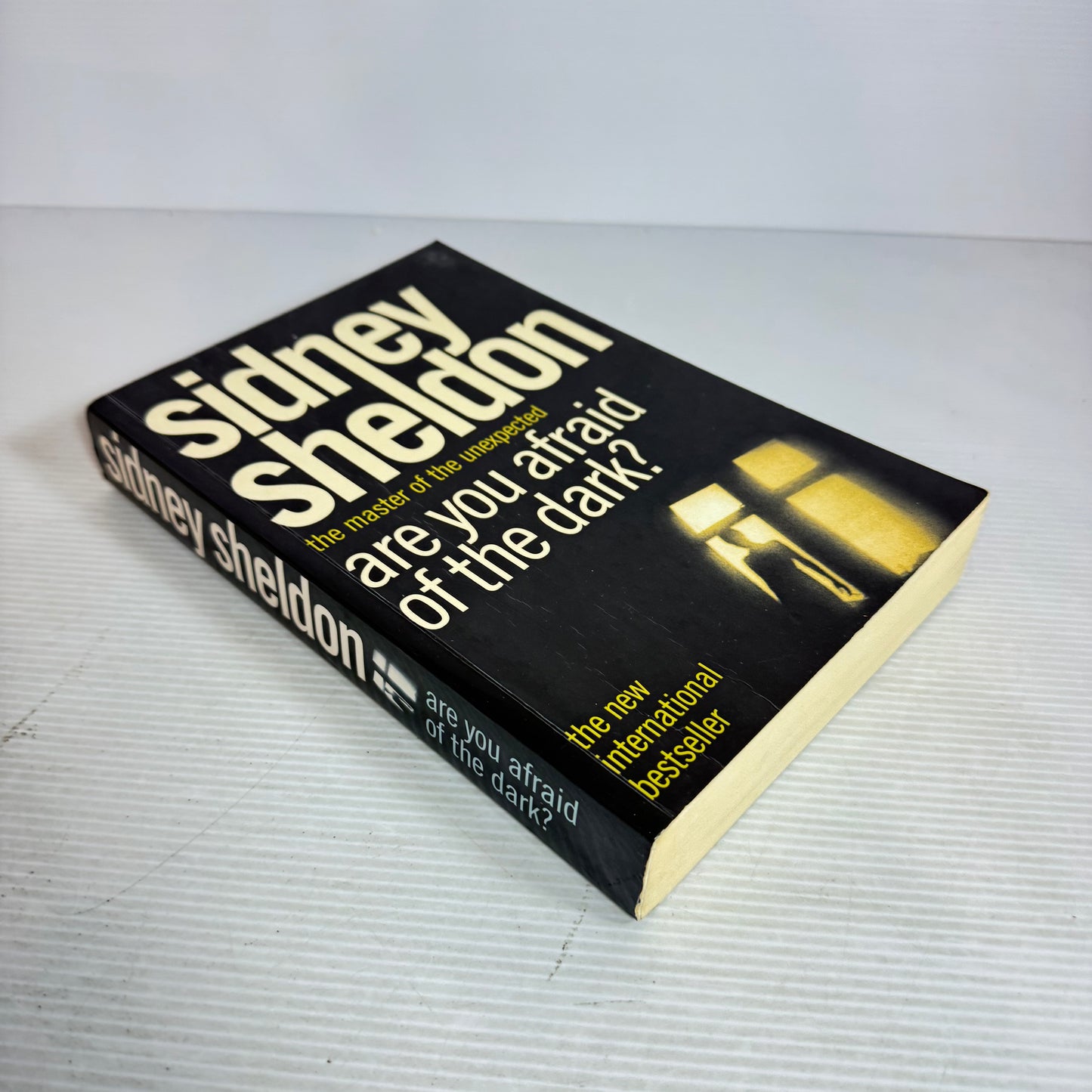 Are You Afraid of the Dark? - Sidney Sheldon