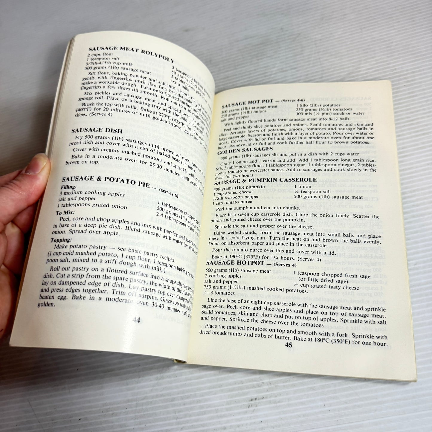 Stretch Your Money : The Plan for Better Living - Gwen Nash (Vintage 1981)