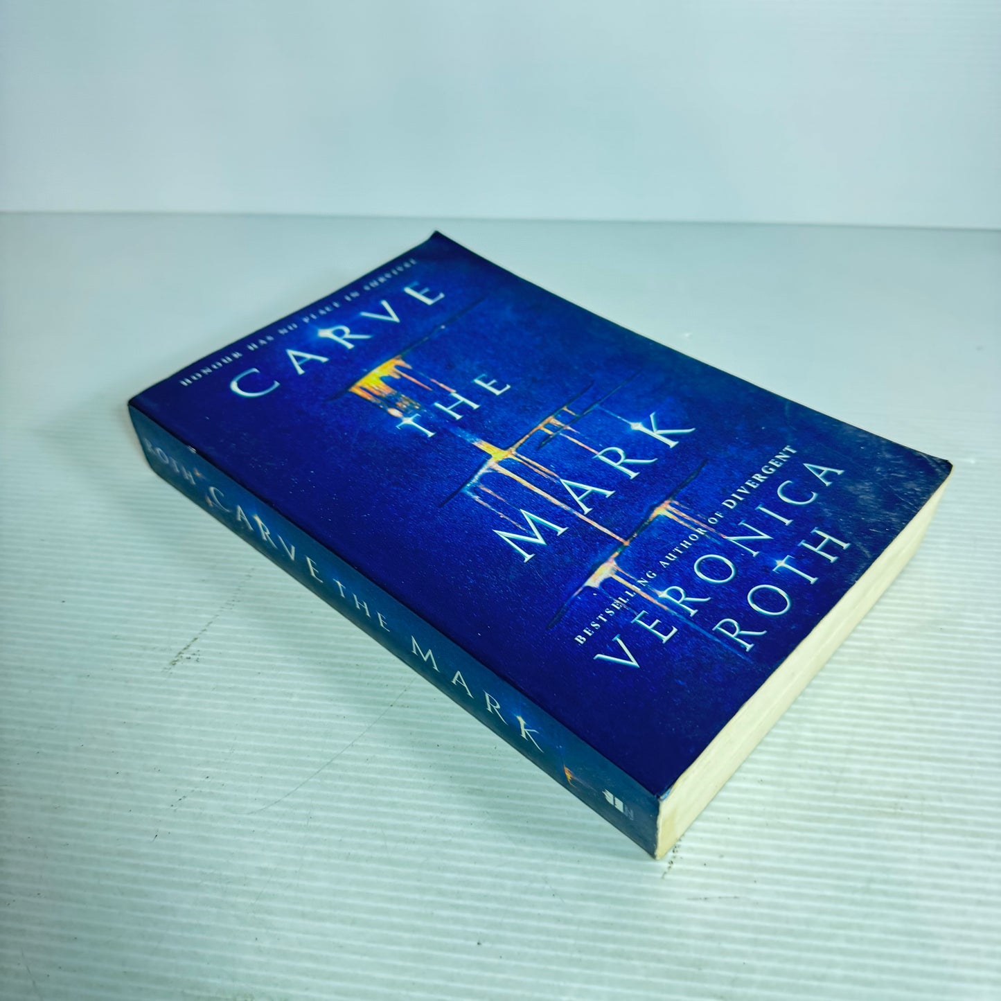 Carve the Mark - Veronica Roth