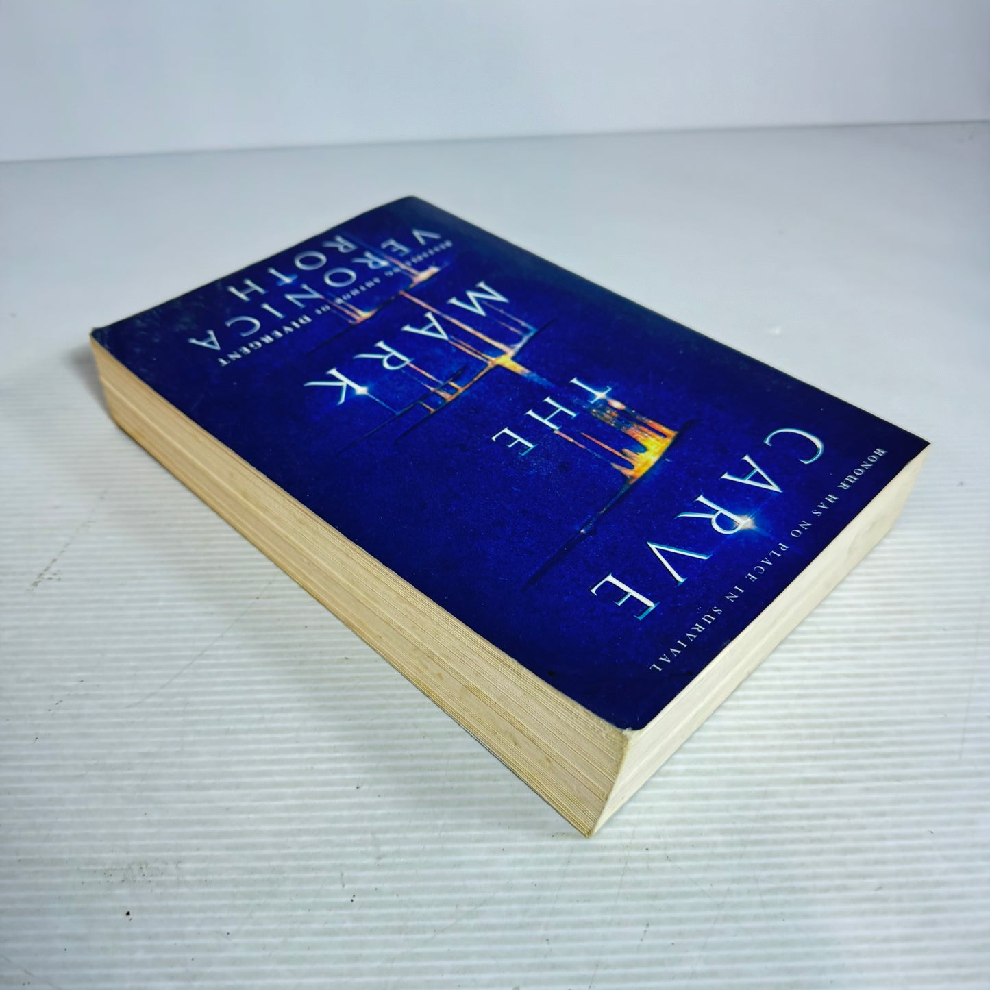 Carve the Mark - Veronica Roth