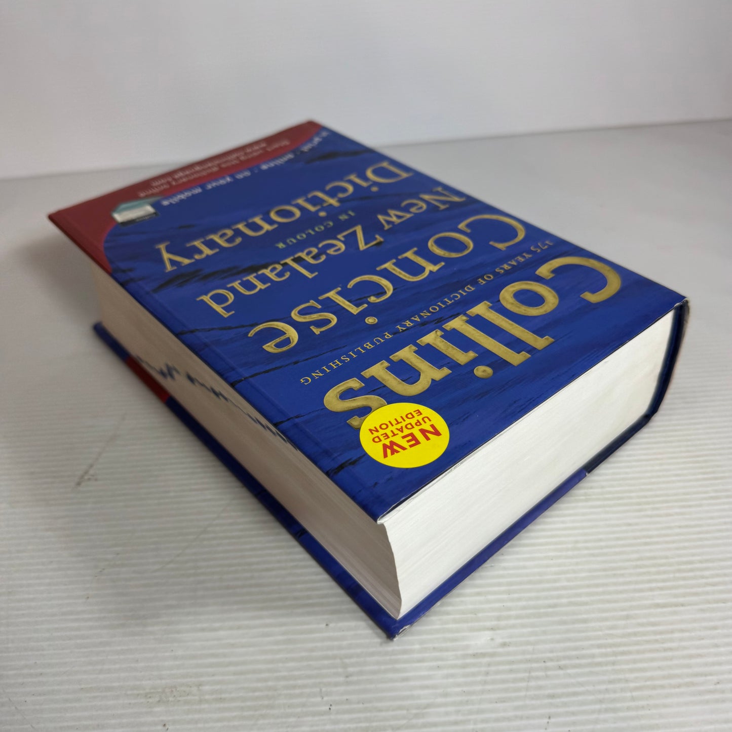 Collins Concise French Dictionary In Colour