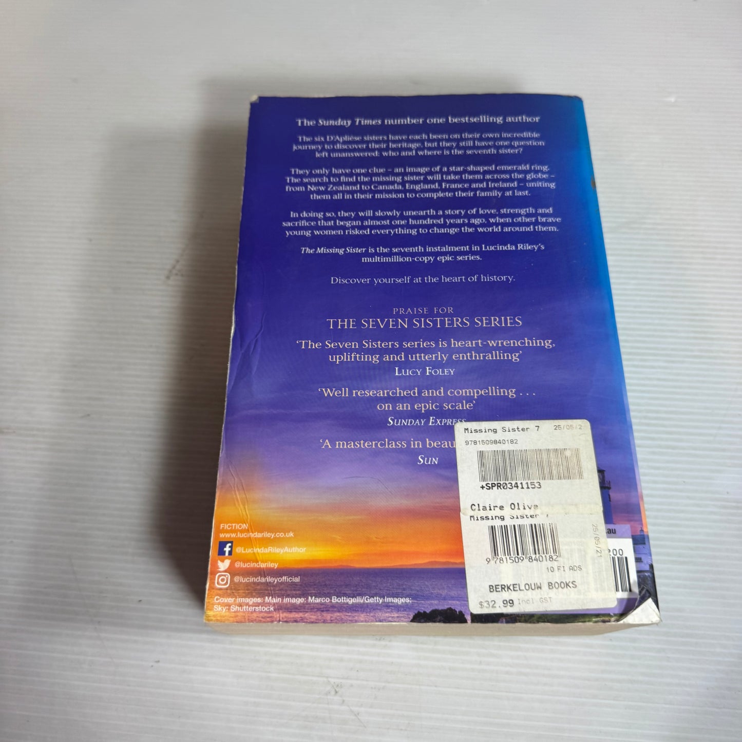 The Missing Sister - Lucinda Riley