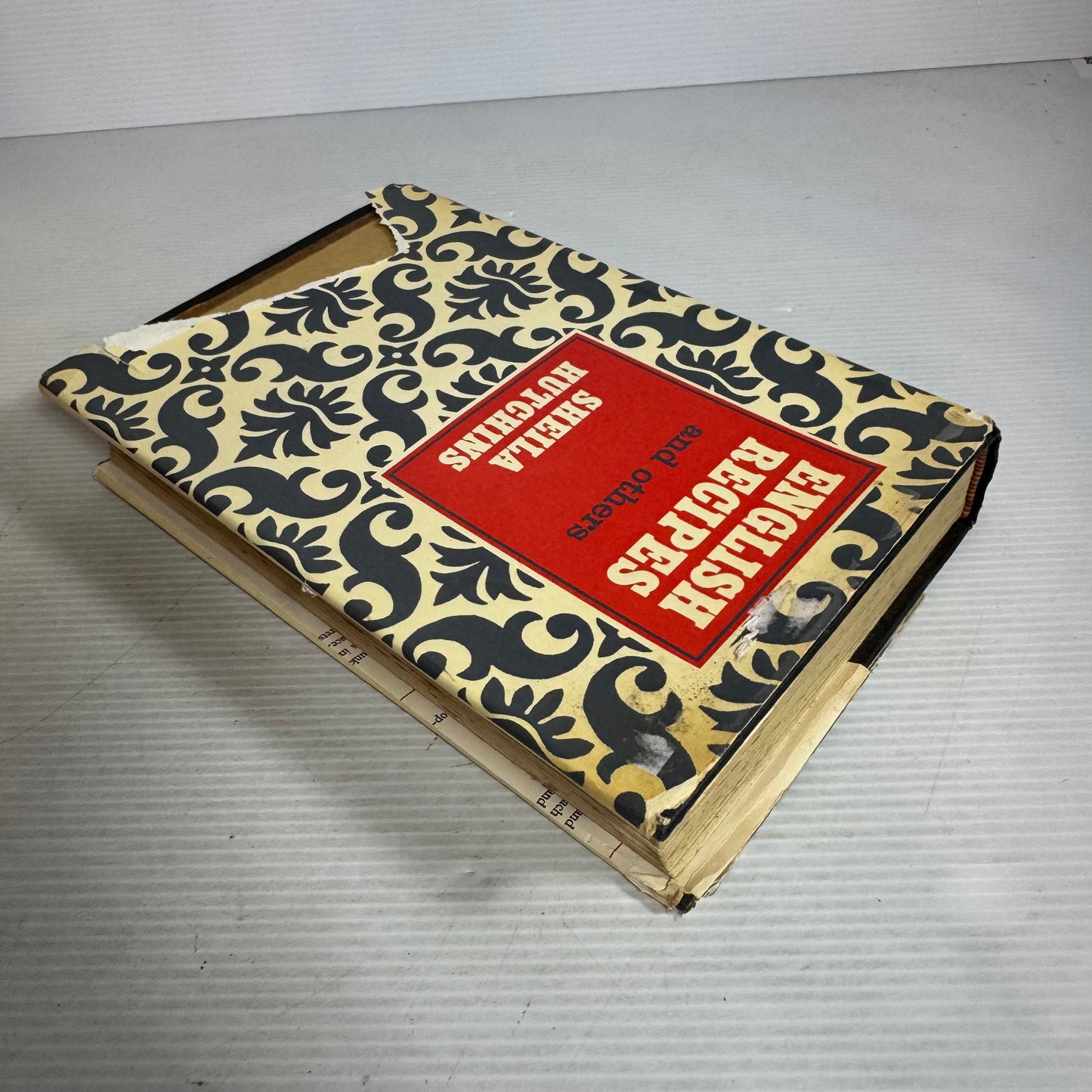 English Recipes and Others - Sheila Hutchins (Vintage 1967)