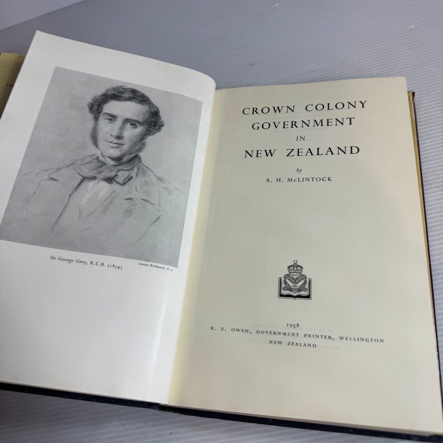 Crown Colony Government in New Zealand - McLintock (Vintage 1958)