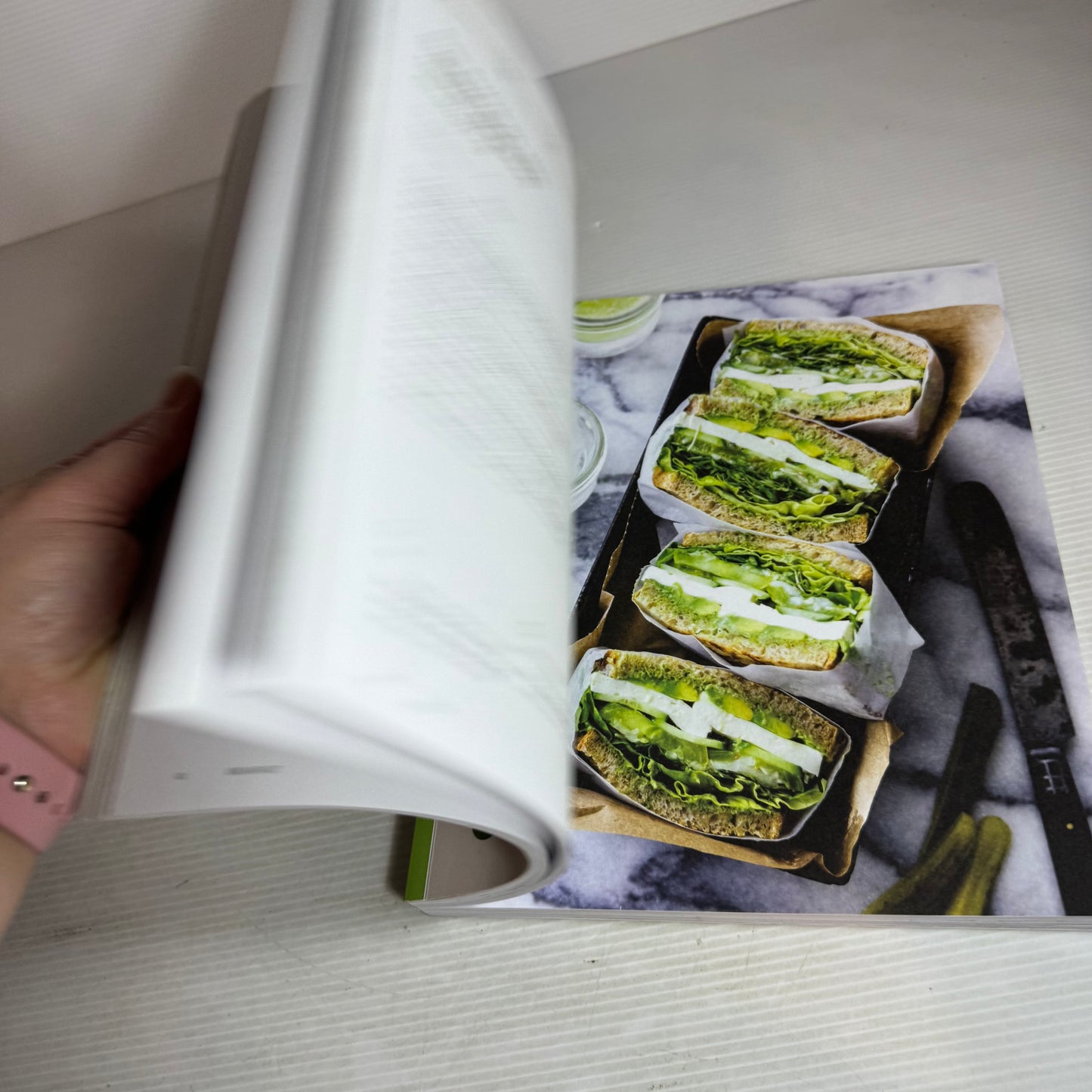 The Easy Diabetes Cookbook