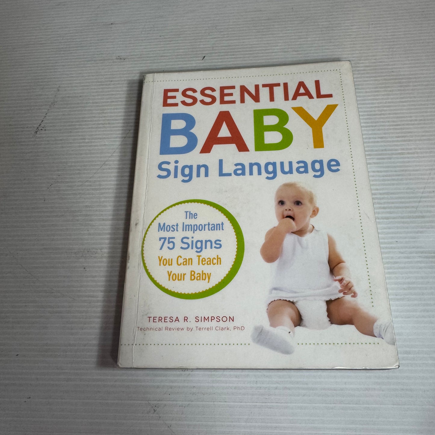 Essential Baby Sign Language - Teresa R. Simpson