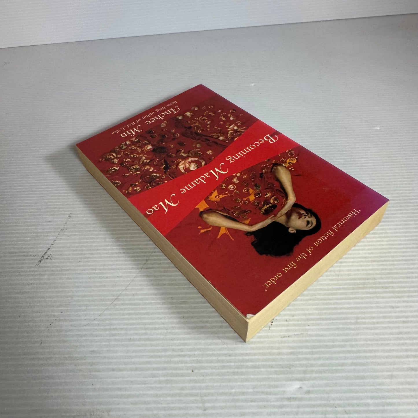Becoming Madame Mao - Anchee Min