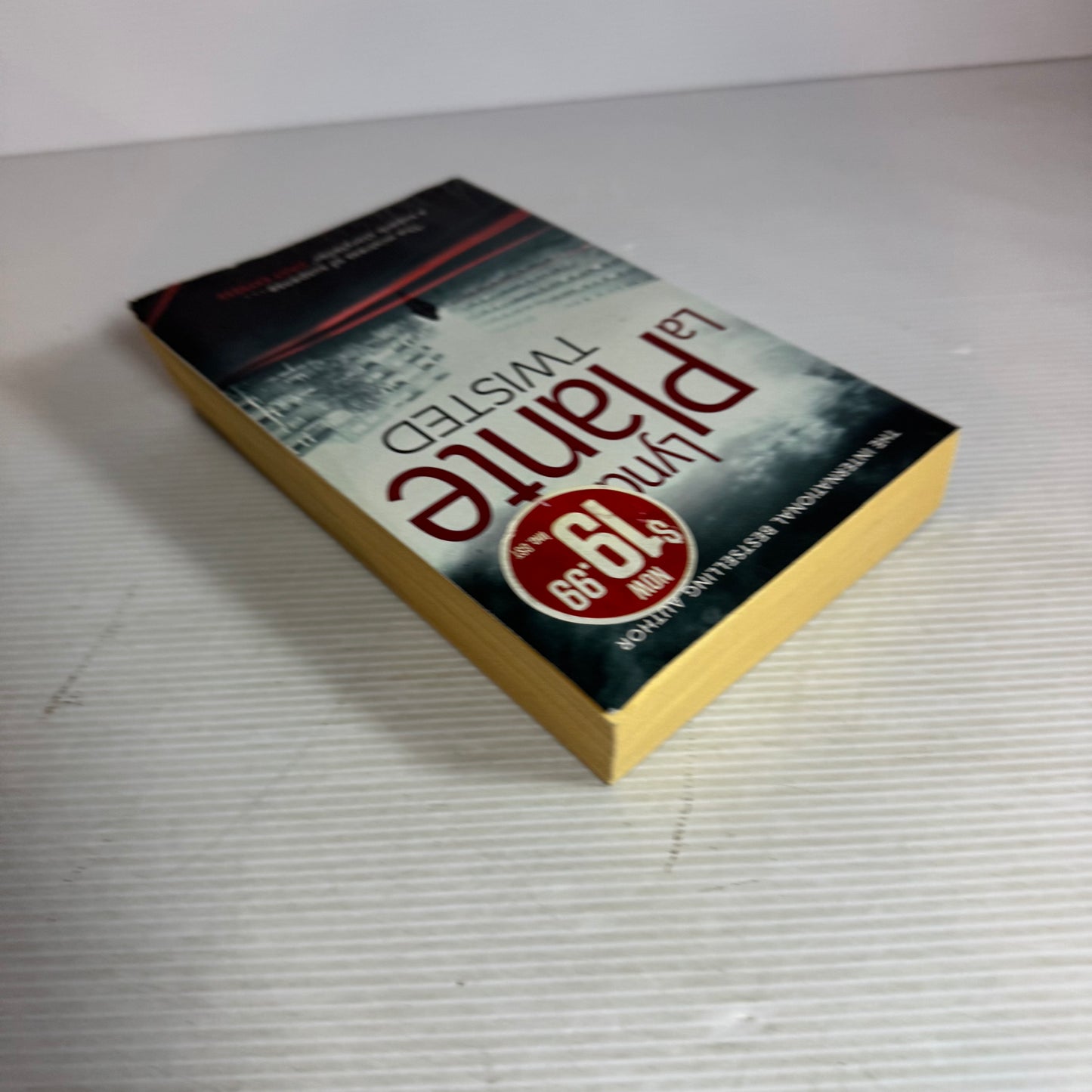 Twisted - Lynda La Plante