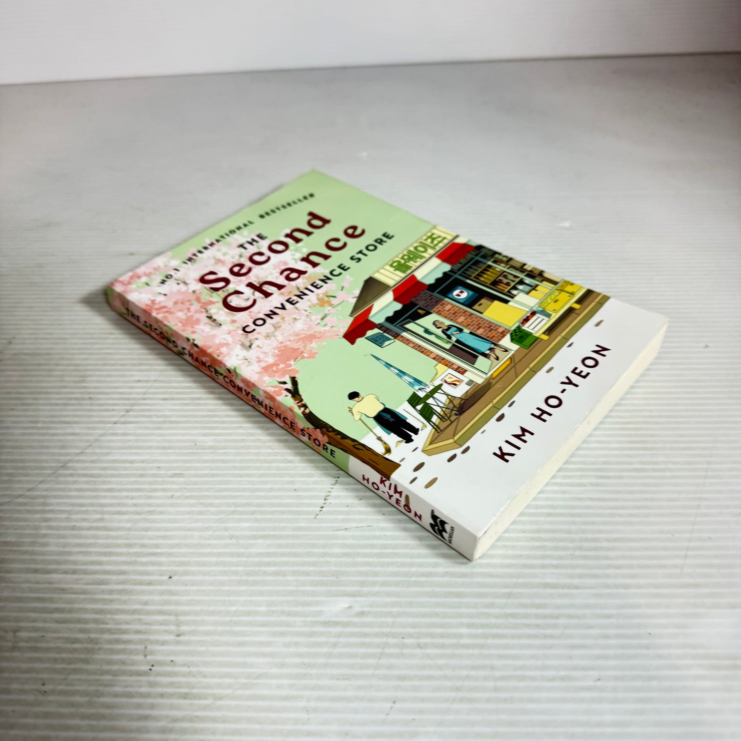 The Second Chance Convenience Store - Kim Ho-Yeon