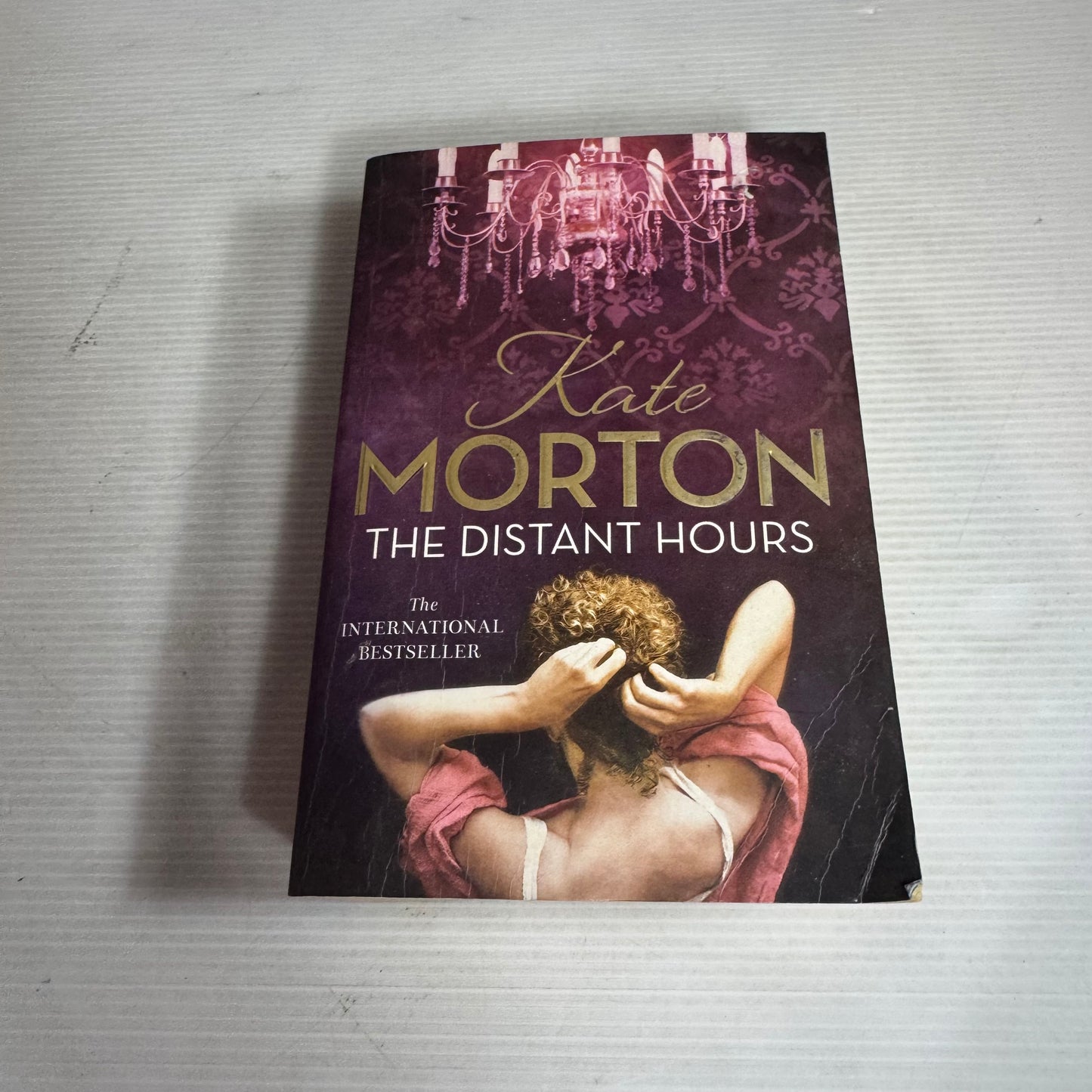 The Distant Hours - Kate Morton