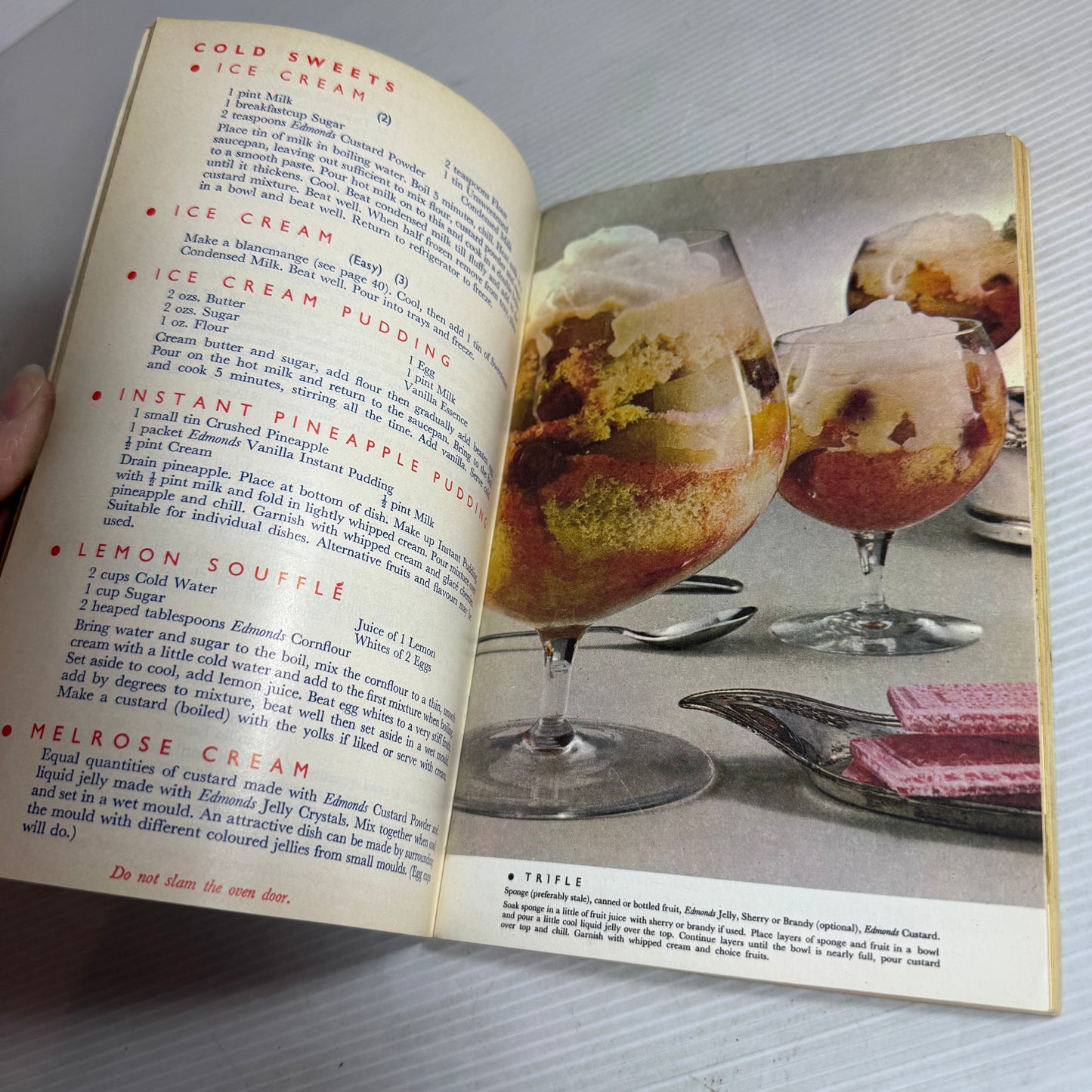 Edmonds Cookery Book Sure To Rise 10th Edition (Vintage 1969)