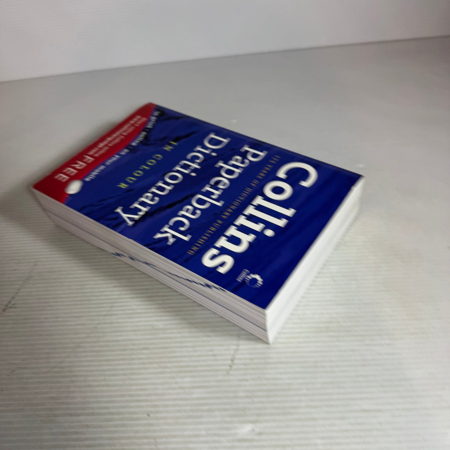Colins Paperback Dictionary In Colour