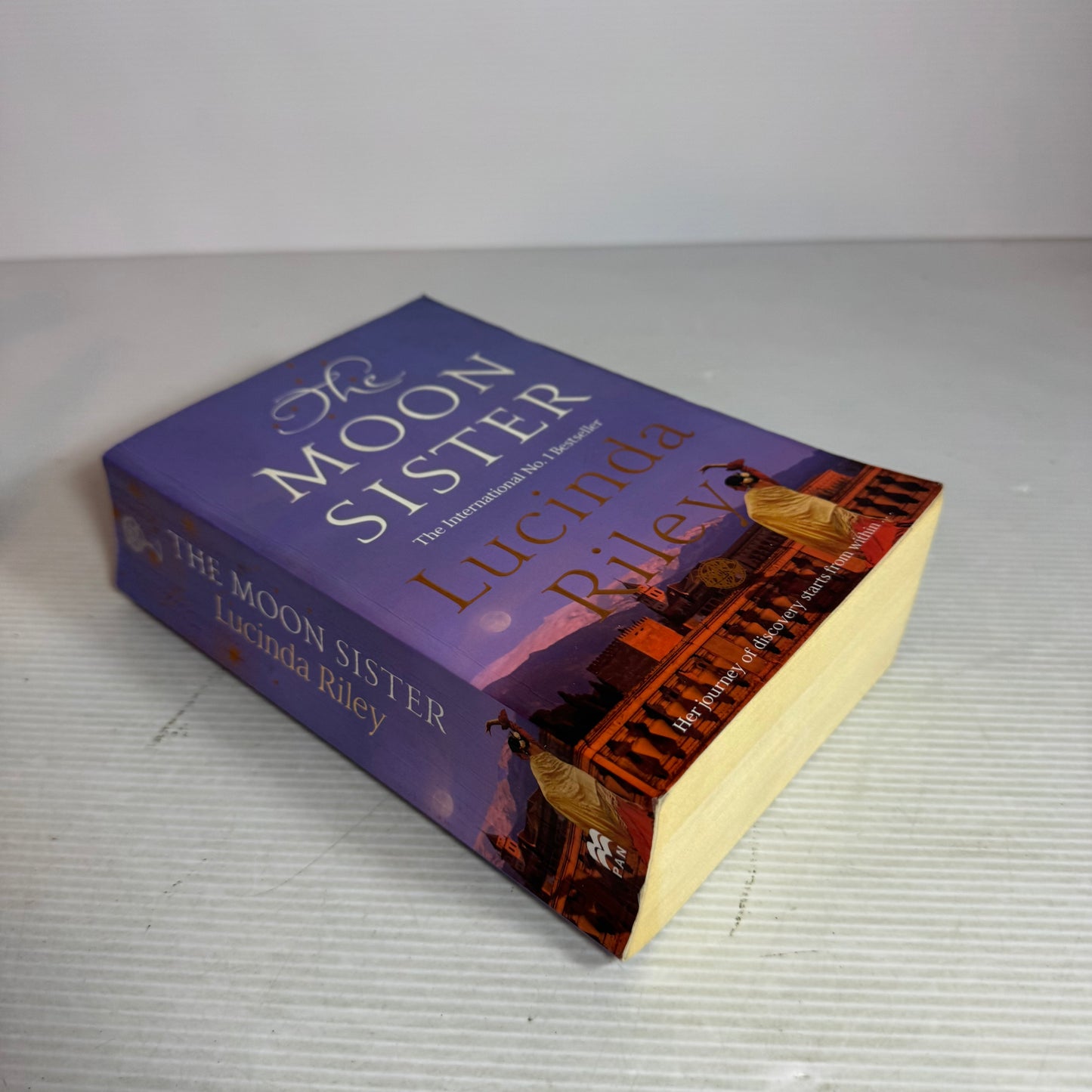 The Moon Sister - Lucinda Riley